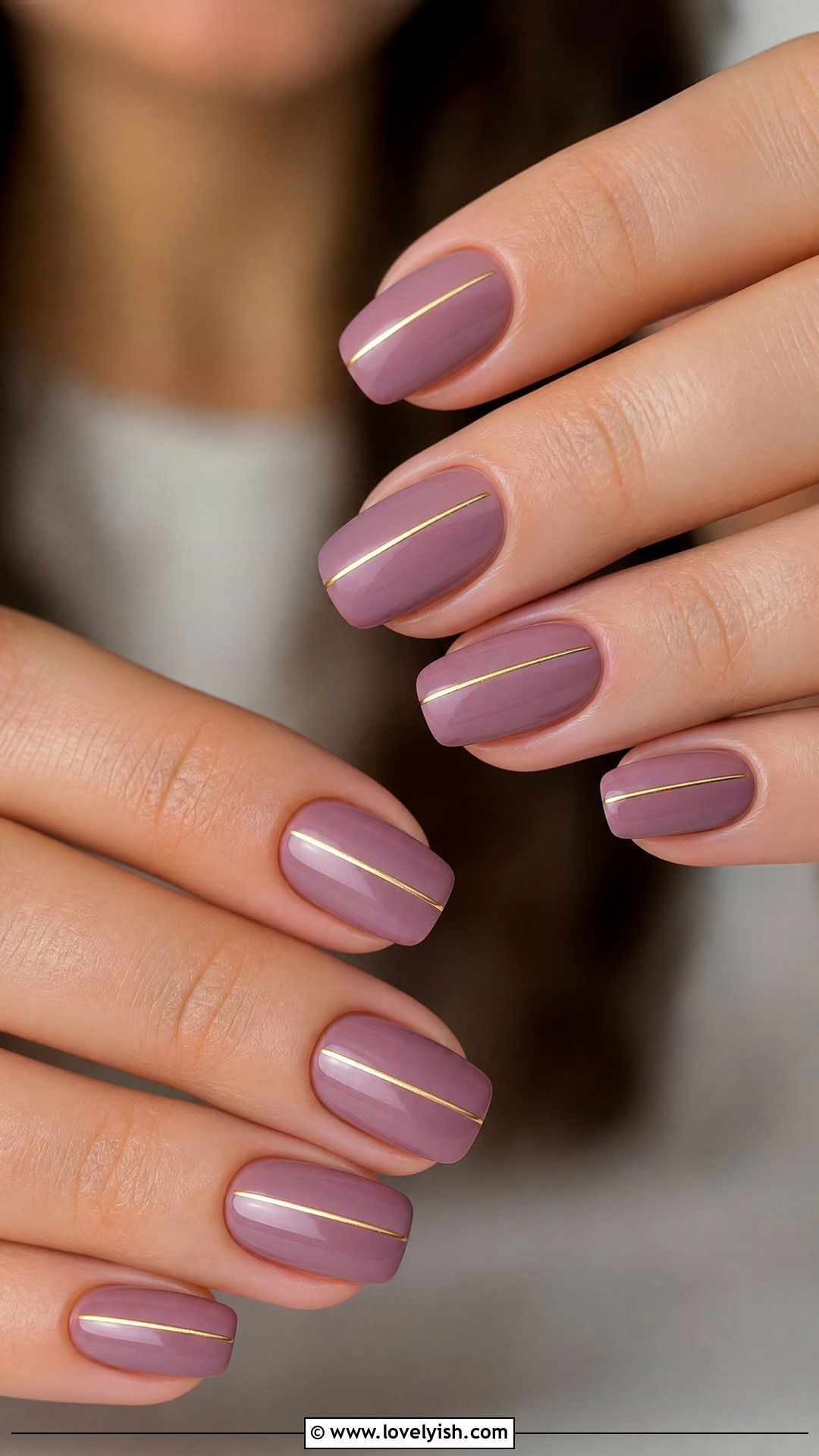 Mauve Single Stripe Nails - 50 simple nail art - 50 simple nail art