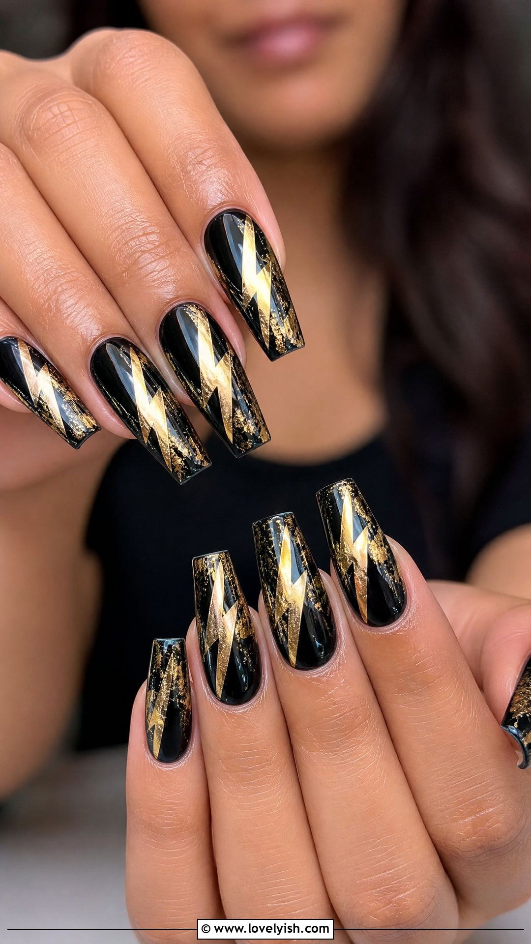 Metallic Lightning Bolt Nails - 50 concert nails - 50 concert nails