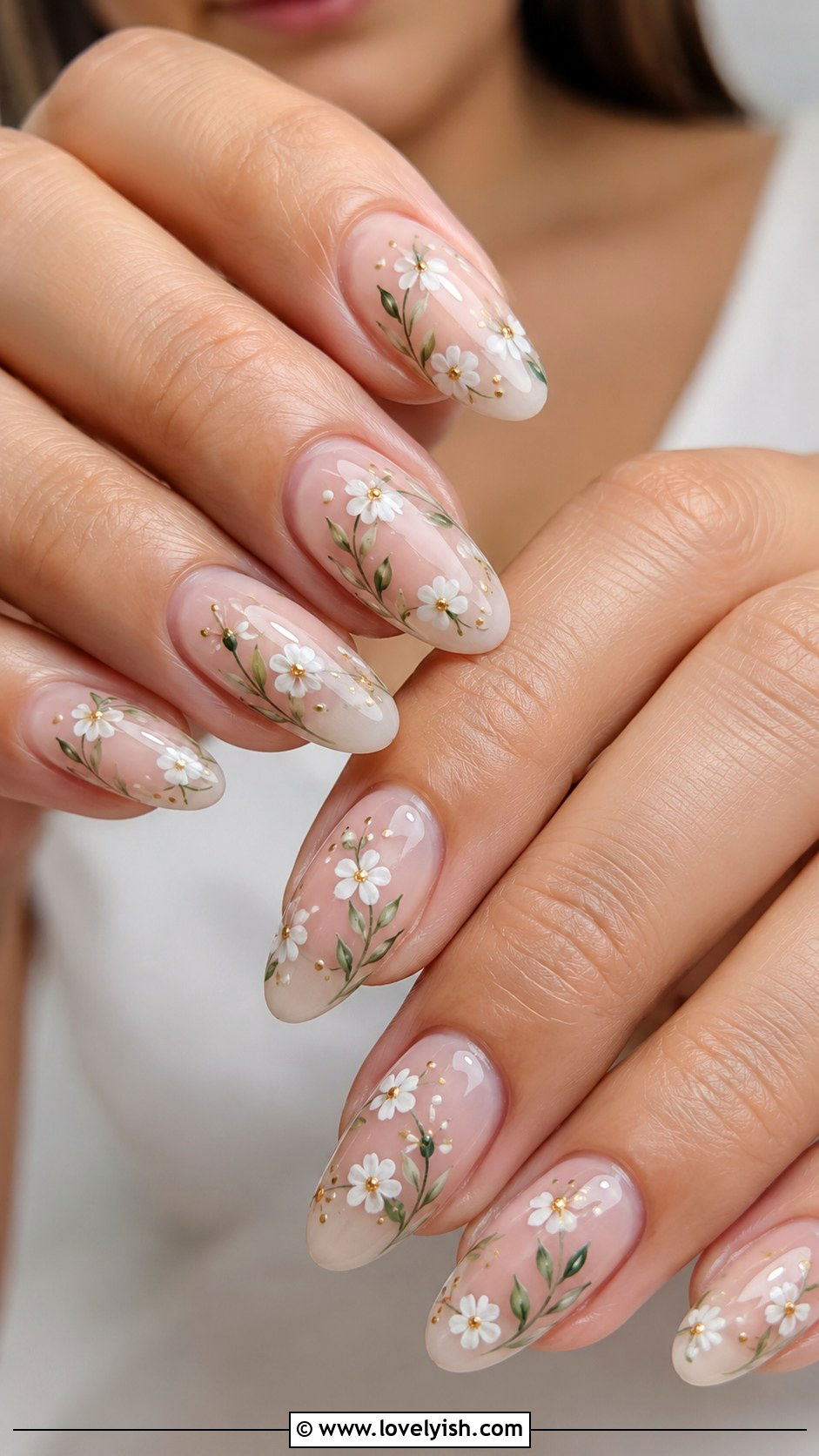 Micro Floral Almond Nails - 50 almond nails - 50 almond nails