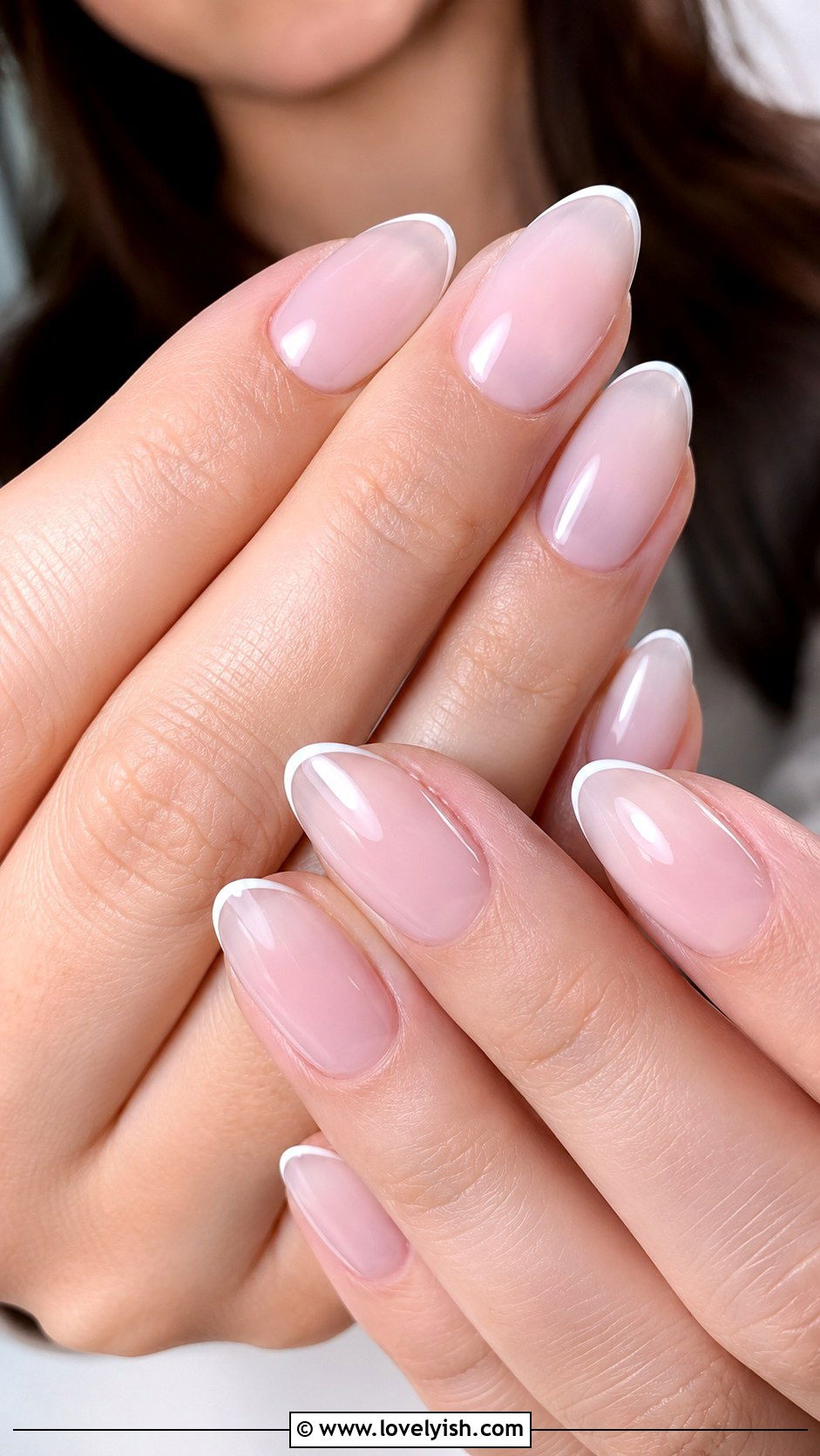 Micro French Tip Nails - 31 simple nail art ideas - 31 simple nail art ideas