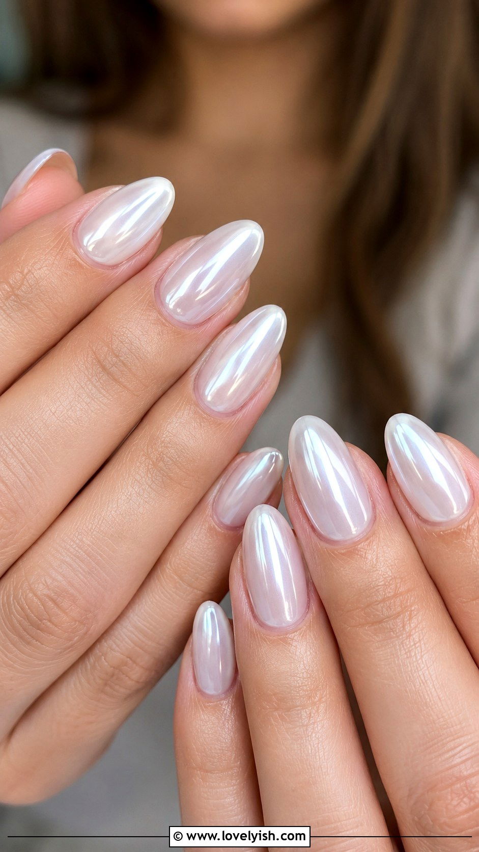 Milky White Chrome Almond Nails - 50 white chrome nails - 50 white chrome nails