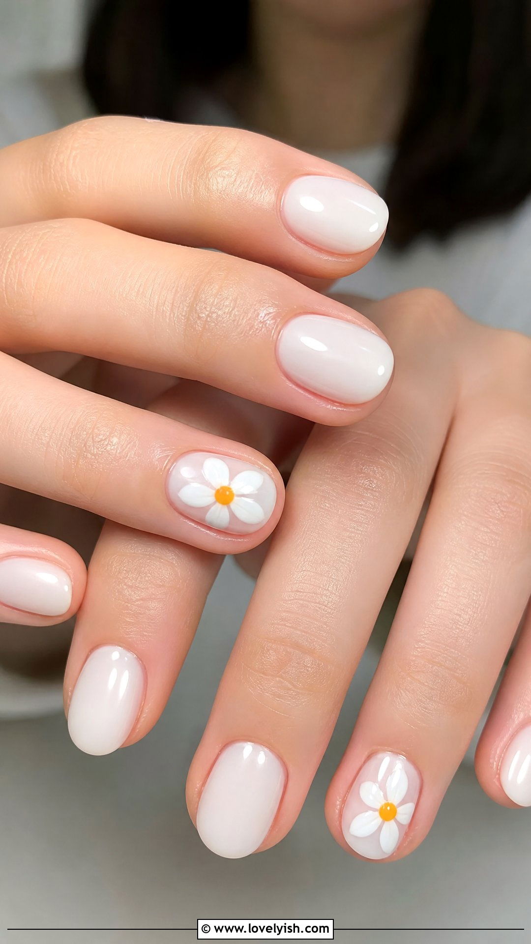 Milky White Daisy Accent Nails - 50 easy spring nail designs - 50 easy spring nail designs