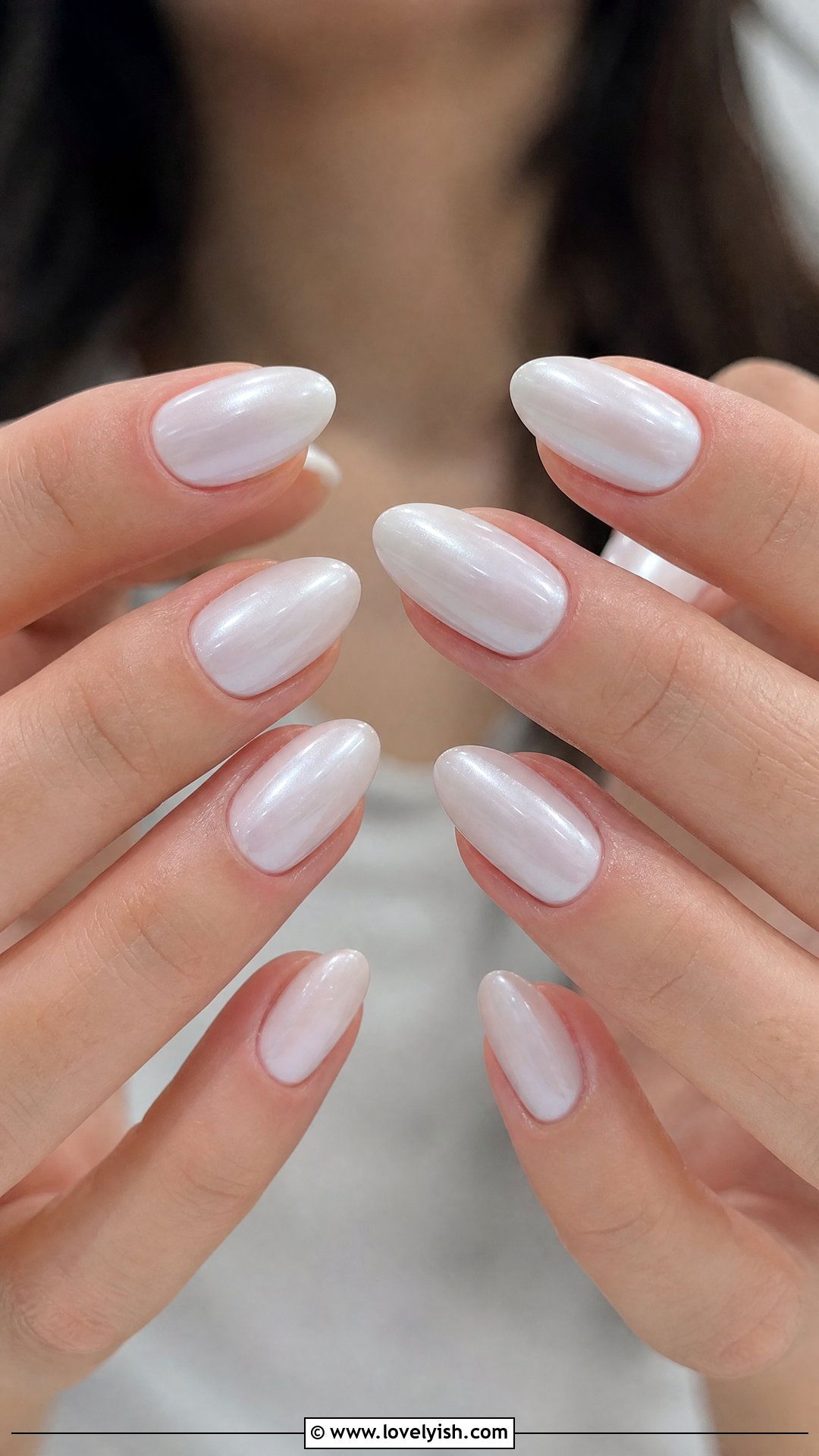 Milky White Glazed Donut Short Almond Nails - 50 short almond nails - 50 short almond nails