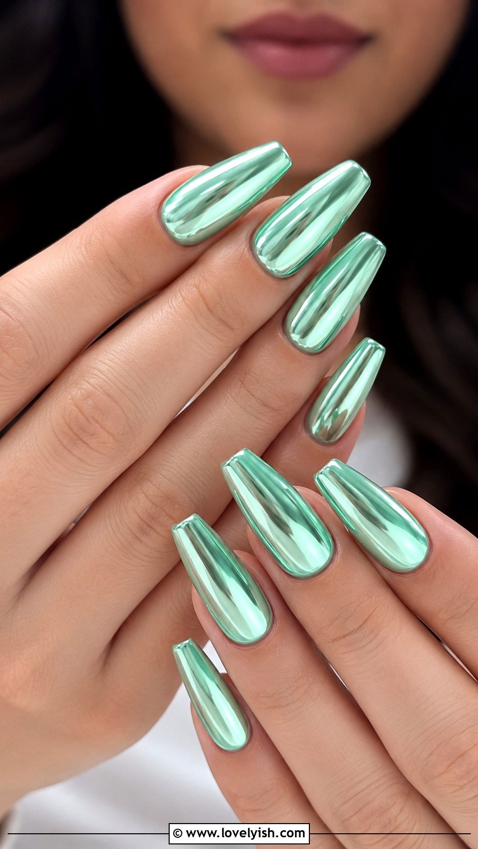 Mint Chrome Mirror Nails - 50 modern mint nail art ideas - 50 modern mint nail art ideas