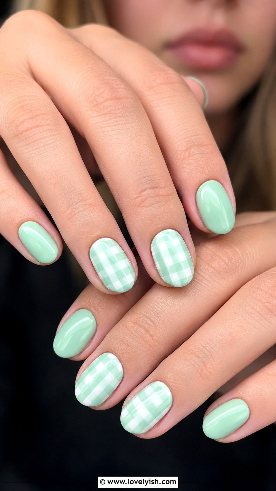 Mint Green Gingham Pattern Nails - 50 preppy nails - 50 preppy nails