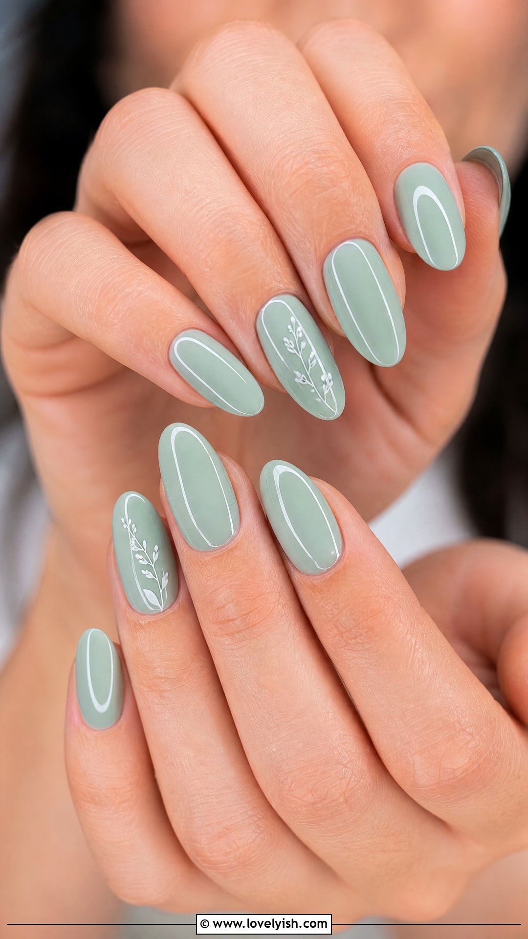 Mint Green Nails With Floral Sprig - 50 dainty nails - 50 dainty nails