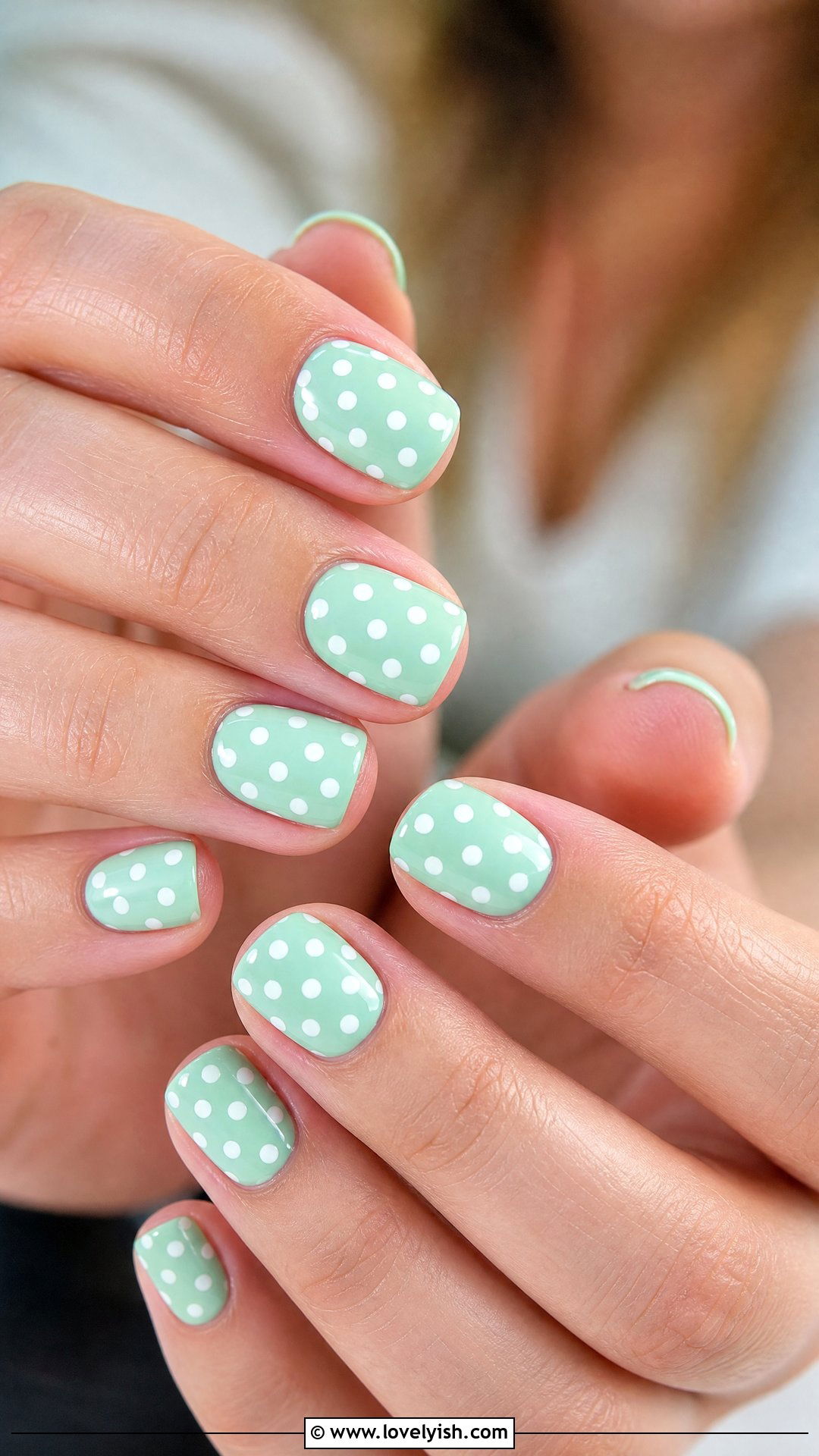 Mint Green Polka Dot Nails - 50 easy spring nail designs - 50 easy spring nail designs