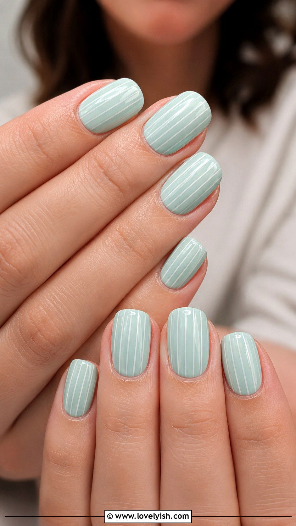 Mint Pinstripe Nails - 50 modern mint nail art ideas - 50 modern mint nail art ideas