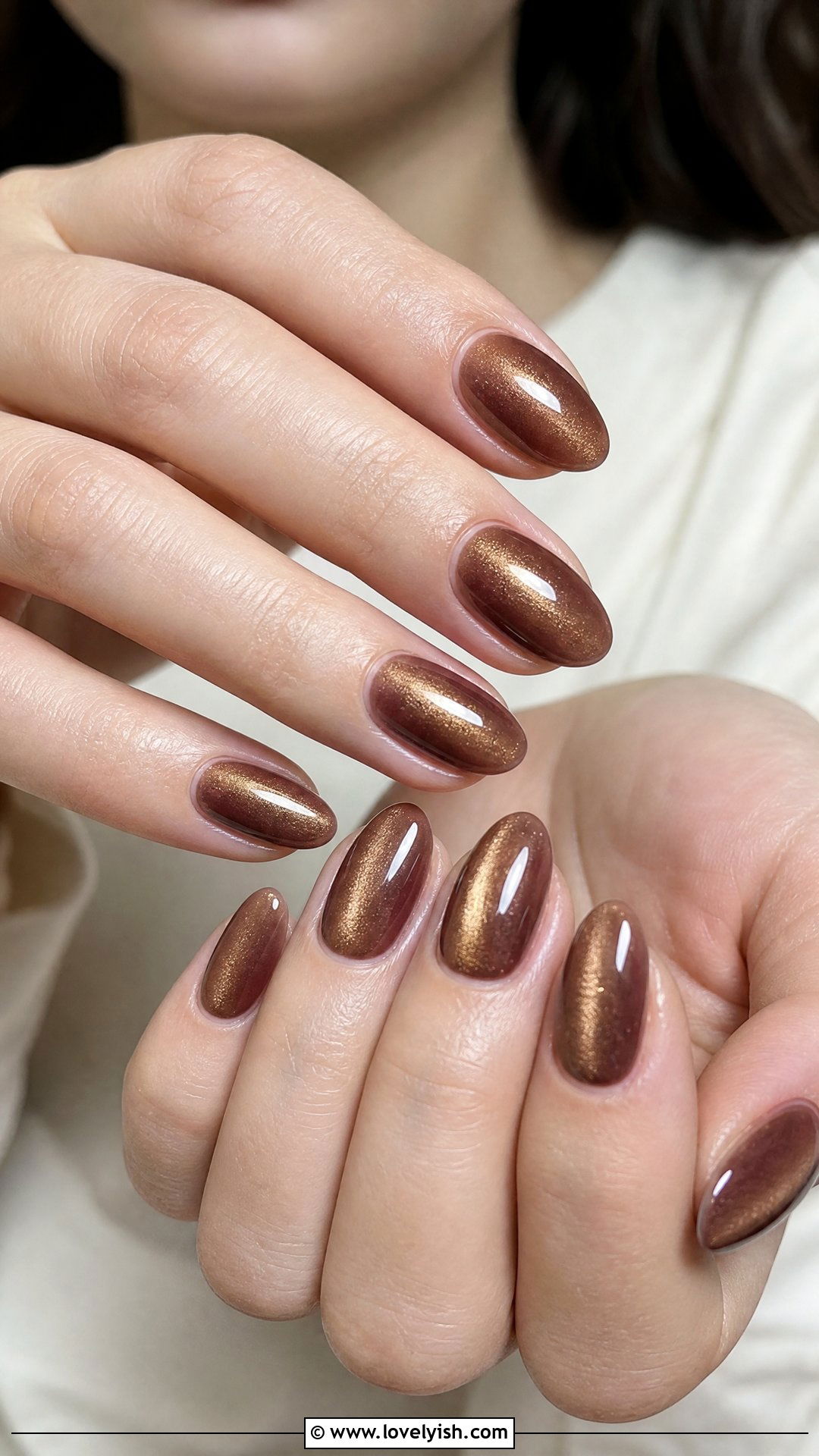Mocha Brown Cat Eye Nails - 50 cateye nail designs - 50 cateye nail designs
