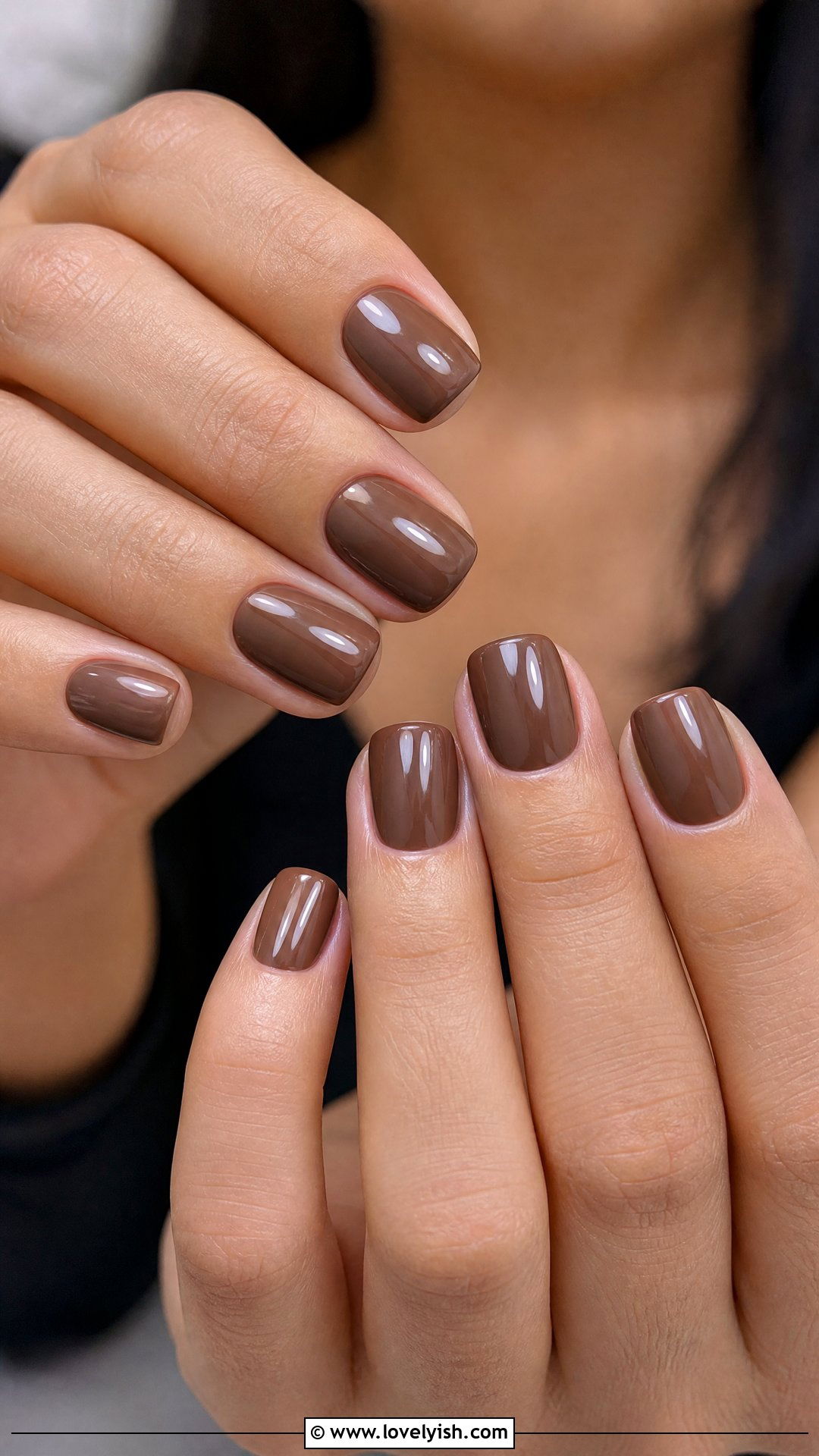 Mocha Brown Glossy Nails - 50 simple short nail designs - 50 simple short nail designs