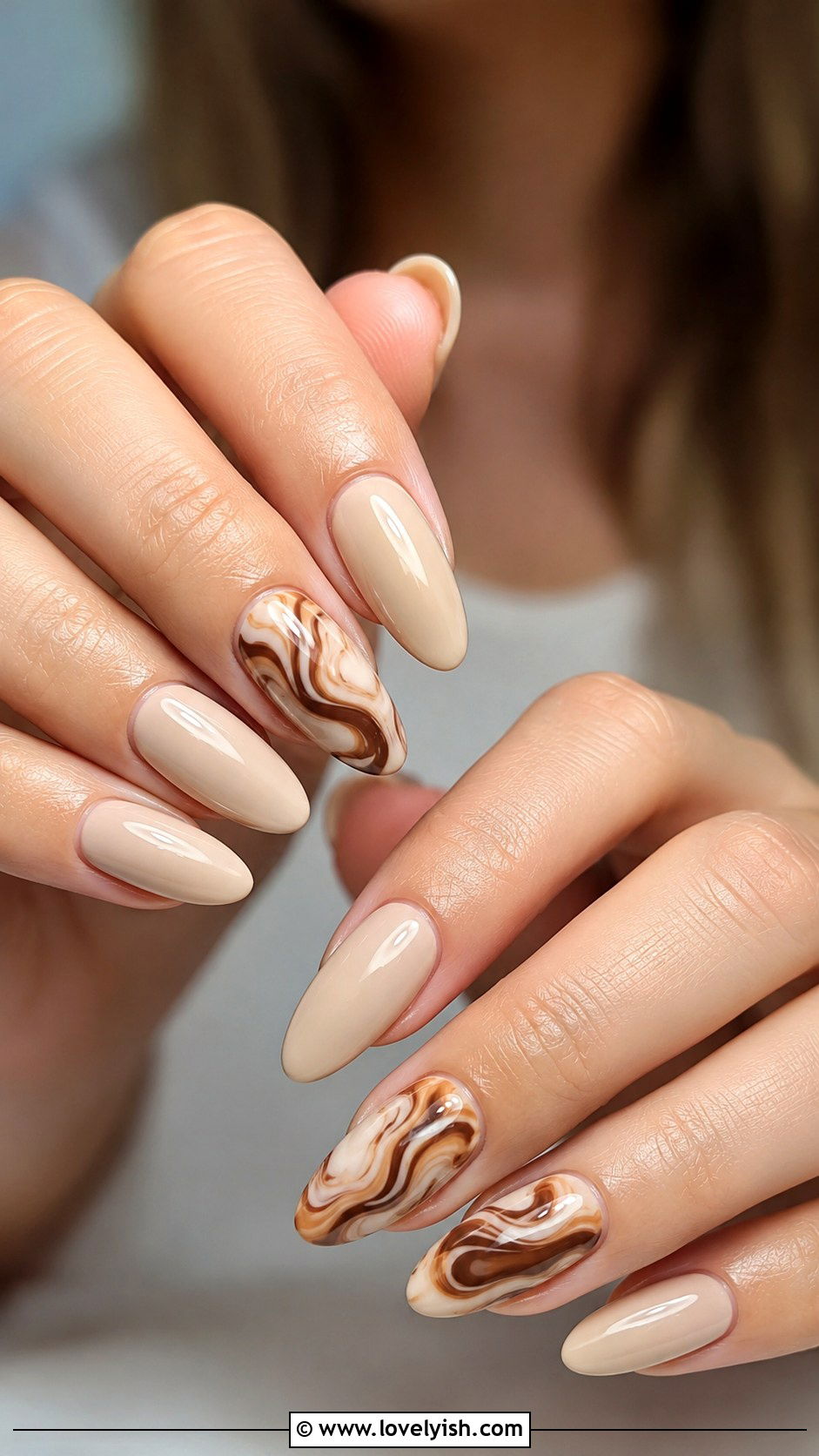 Mocha Latte Swirl Nails - 42 easy nail art ideas - 42 easy nail art ideas
