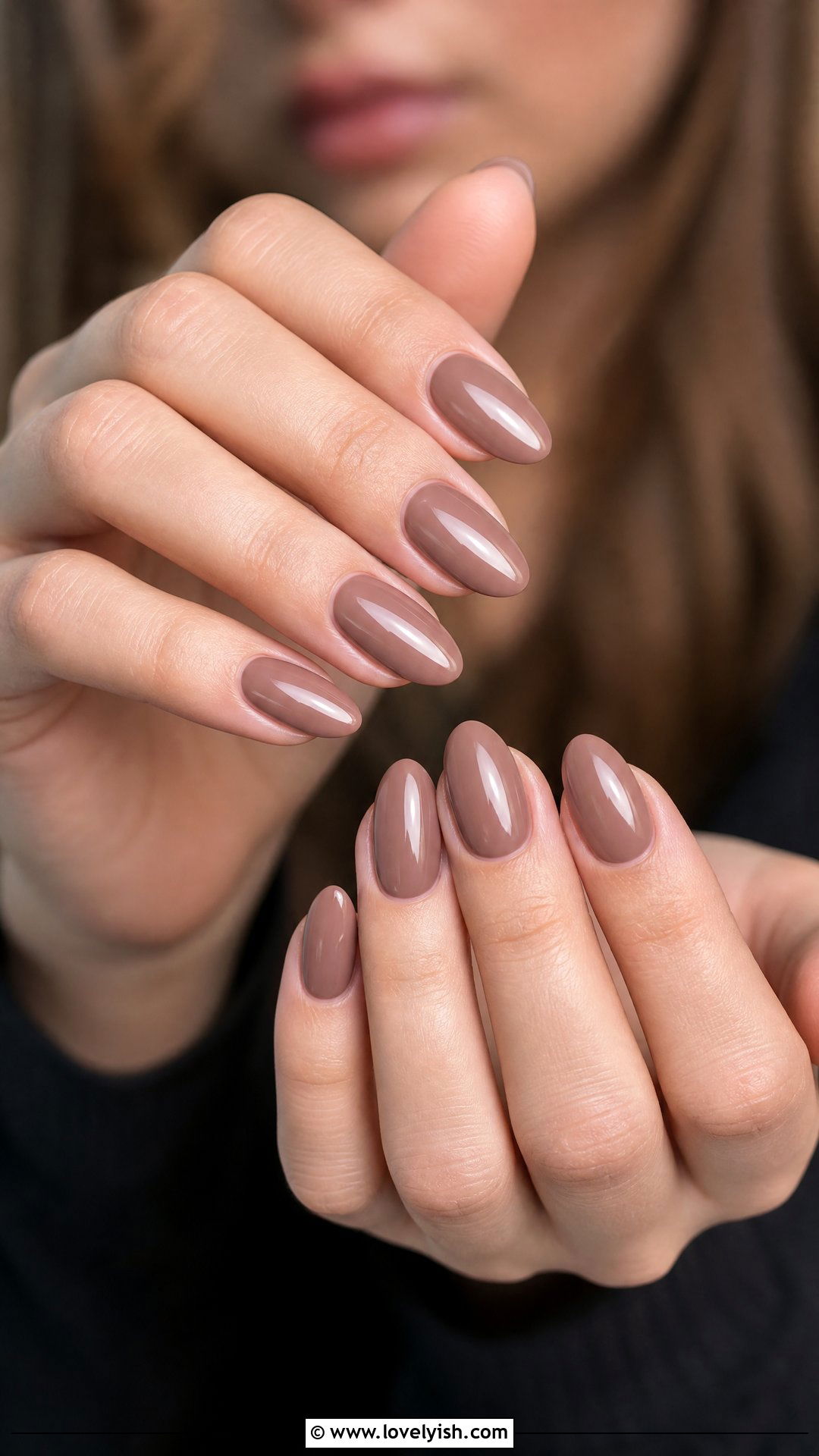 Mocha Mousse Brown Nails - 25 beautiful nail designs - 25 beautiful nail designs