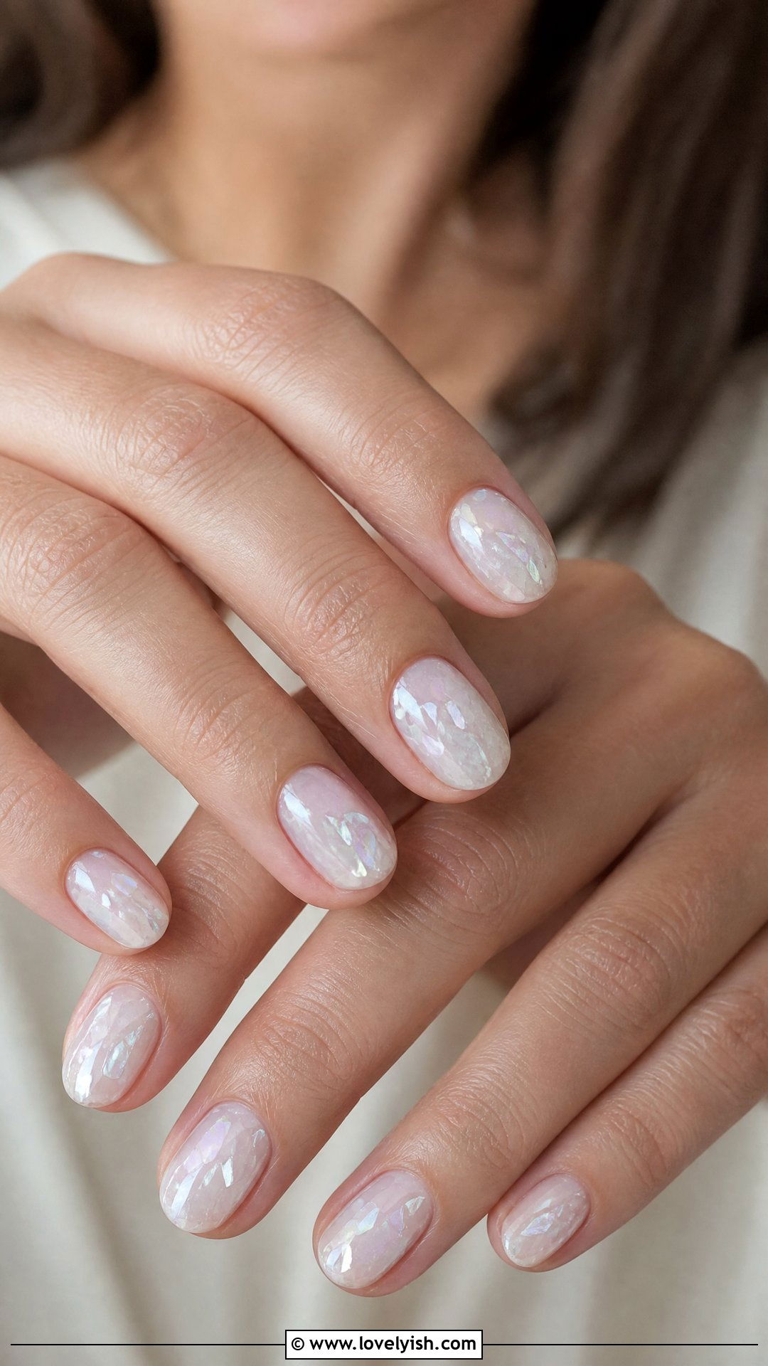 Mother of Pearl Wedding Nails - 50 classic wedding nails - 50 classic wedding nails