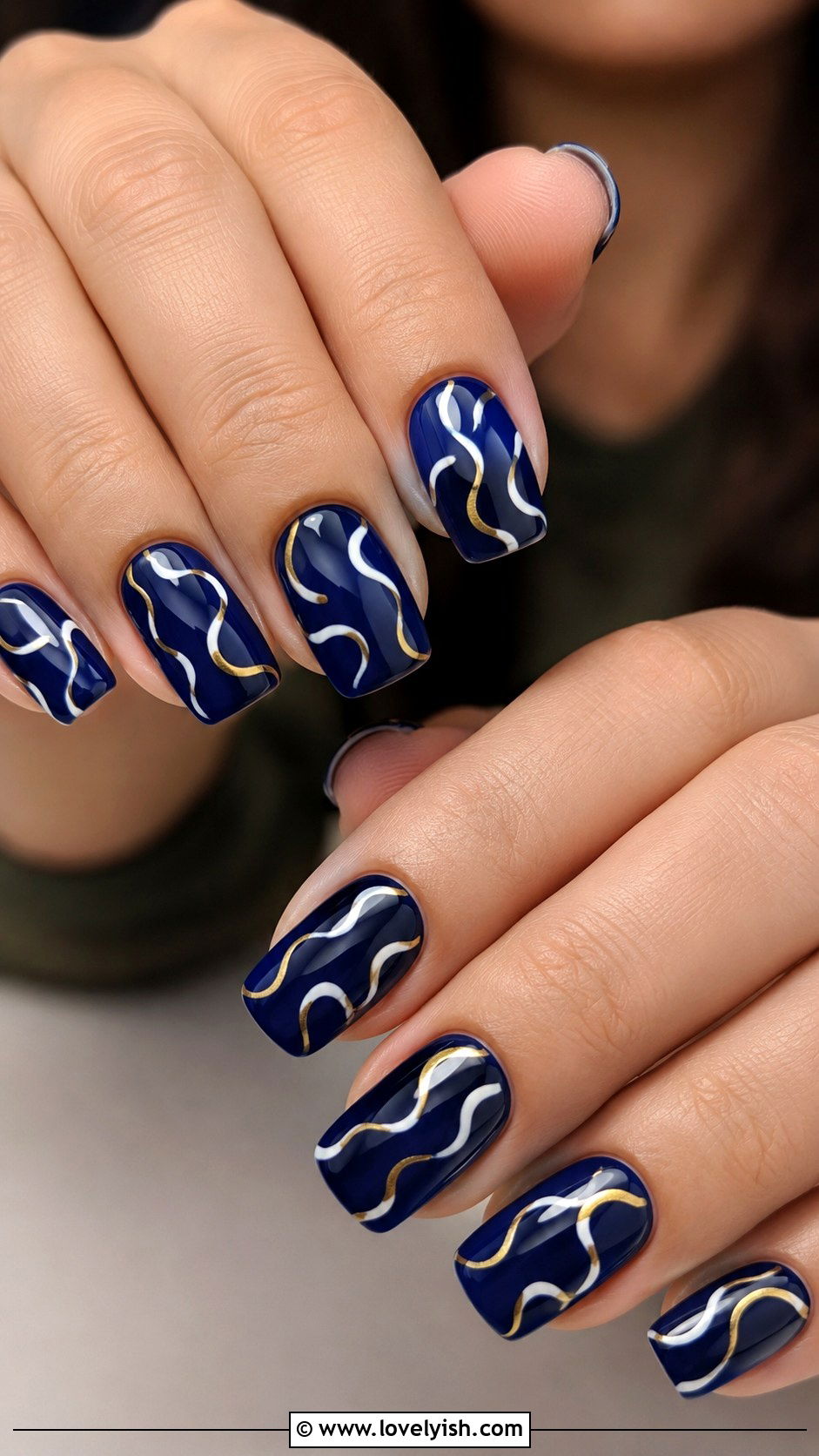 Navy Blue Squiggle Nails - 50 navy blue nail designs - 50 navy blue nail designs