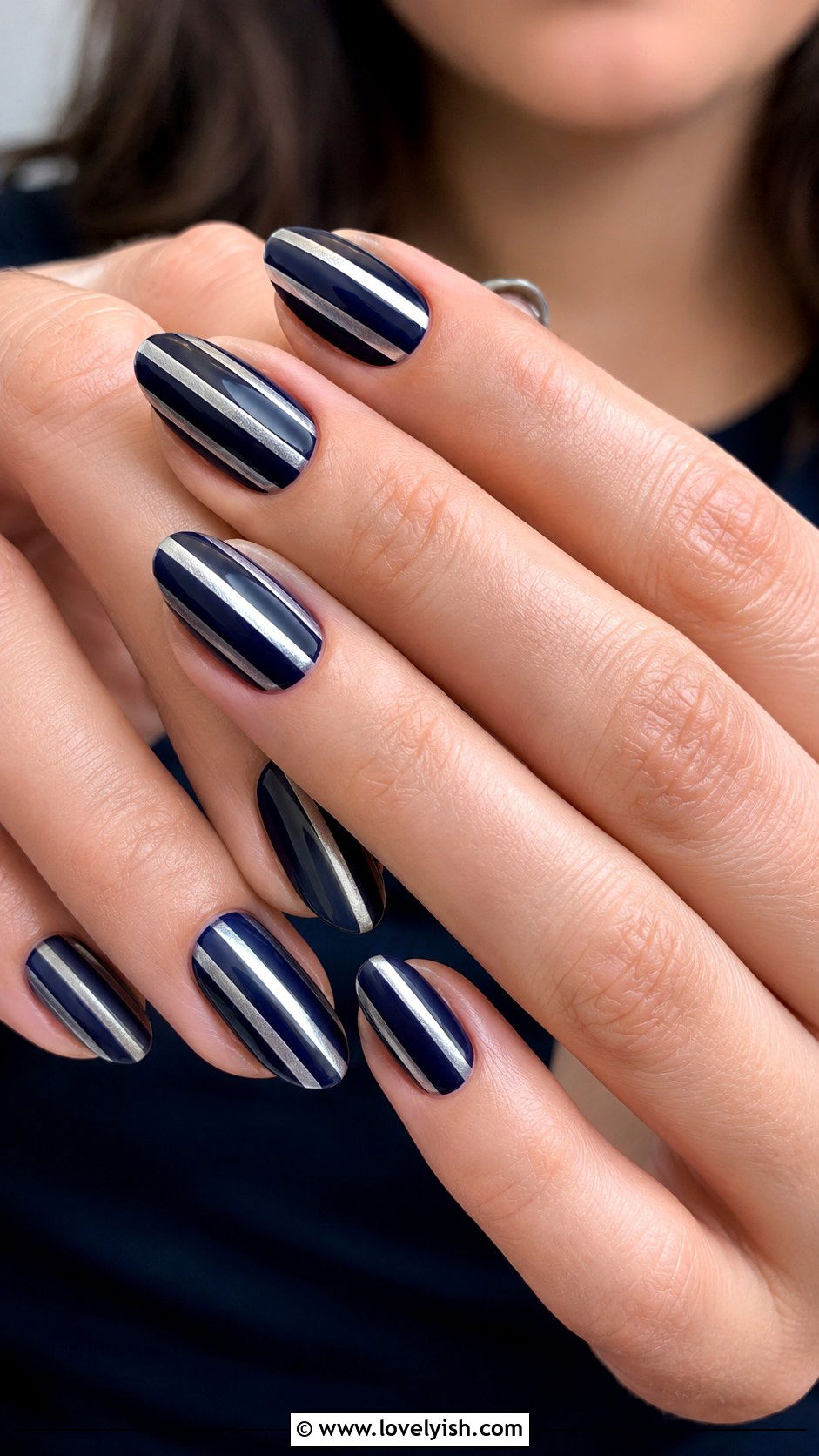 Navy Blue and Silver Stripe Nails - 50 navy blue nail designs - 50 navy blue nail designs