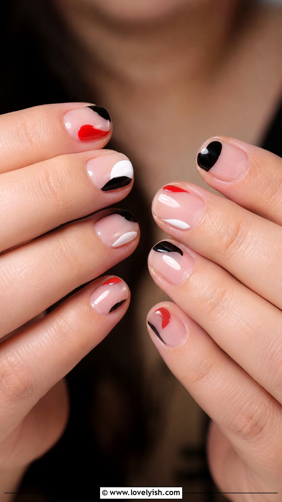 Negative Space Abstract Short Square Nails - 25 short square nail designs - 25 short square nail designs