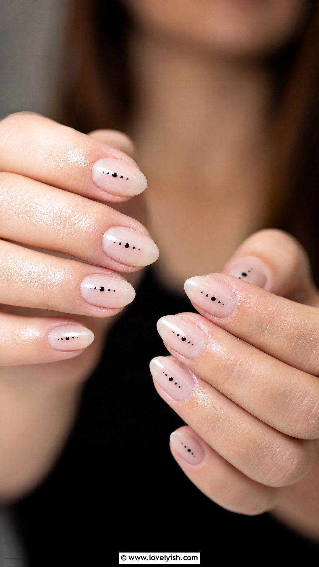 Negative Space Dot Nails - 35 nail art for beginners - 35 nail art for beginners