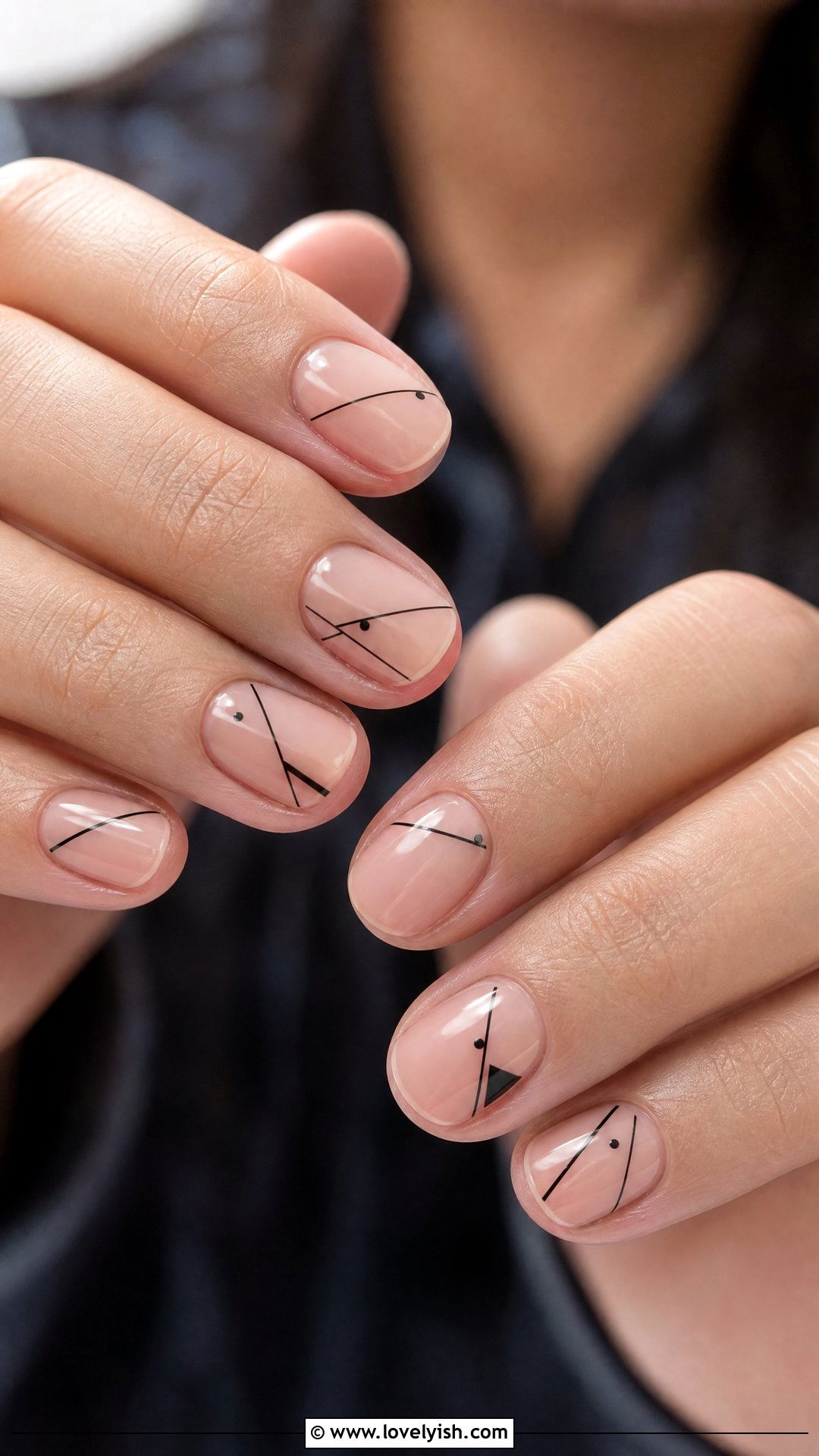 Negative Space Line Short Oval Nails - 50 short oval nails - 50 short oval nails