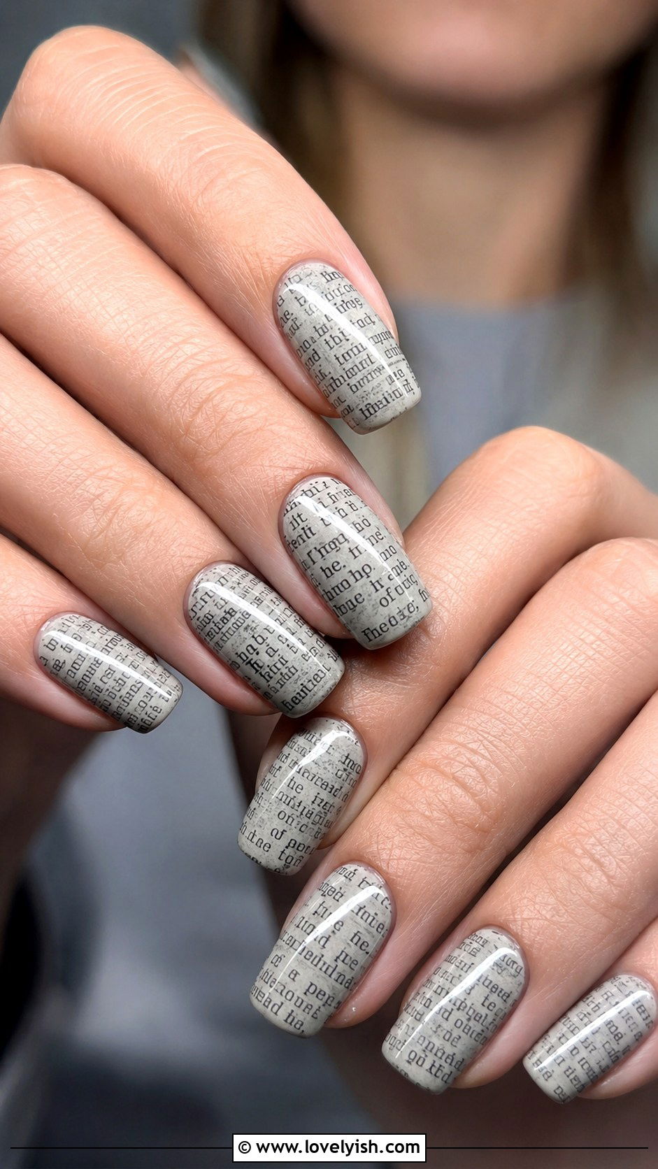 Newspaper Print Nail Art - 50 diy nail art - 50 diy nail art