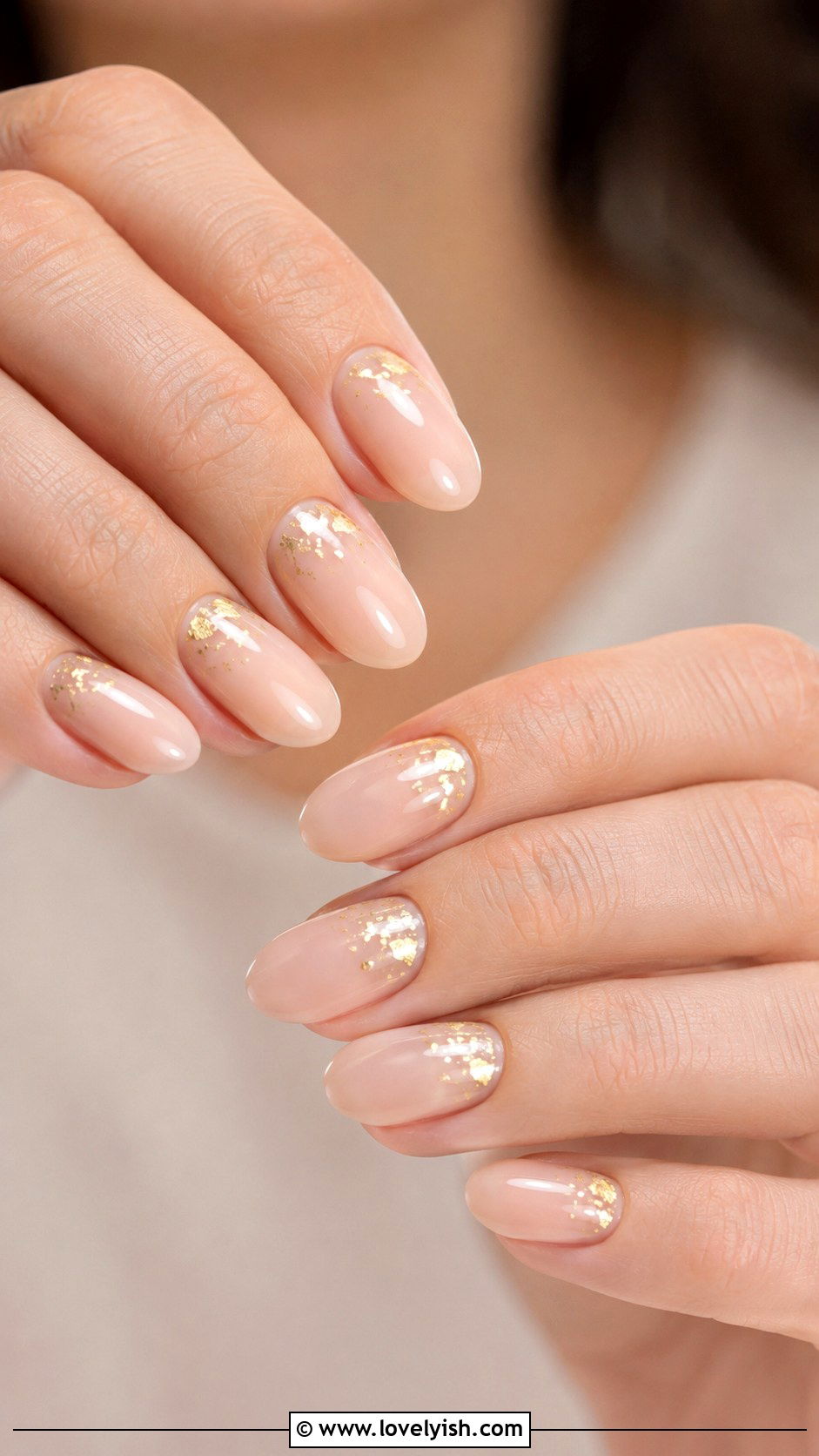 Nude Gloss Nails With Gold Leaf - 50 nails - 50 nails
