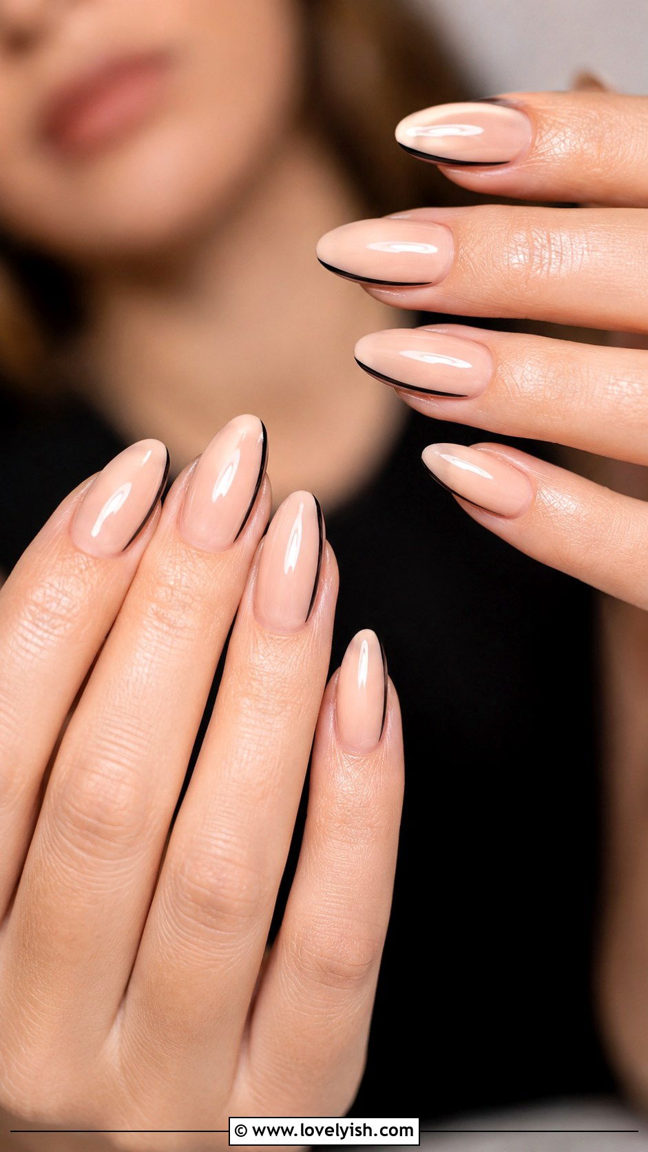 Nude Nails with Side Line Detail - 33 minimalist nail designs - 33 minimalist nail designs