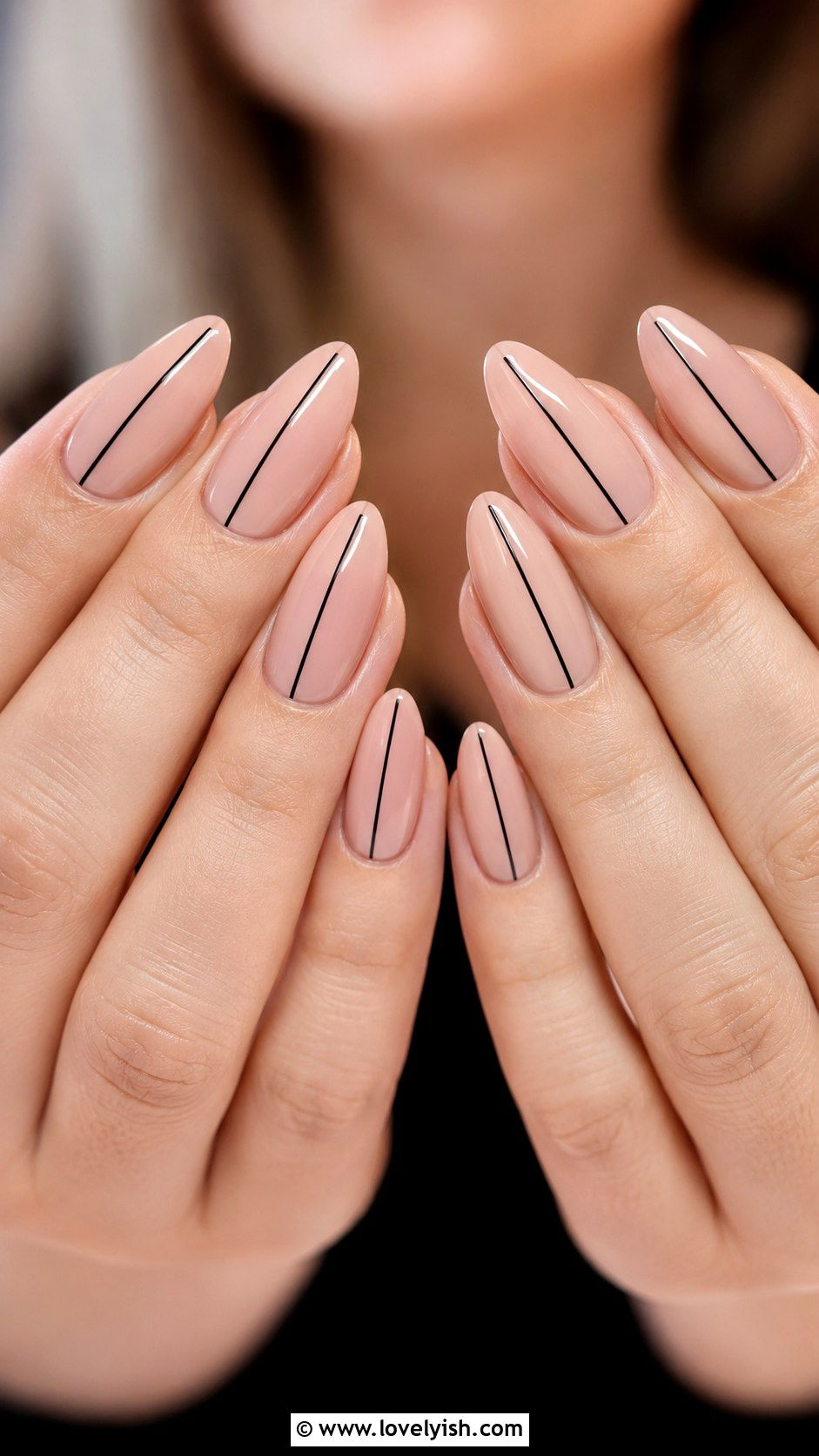 Nude Nails with Single Black Line - 33 minimalist nail designs - 33 minimalist nail designs