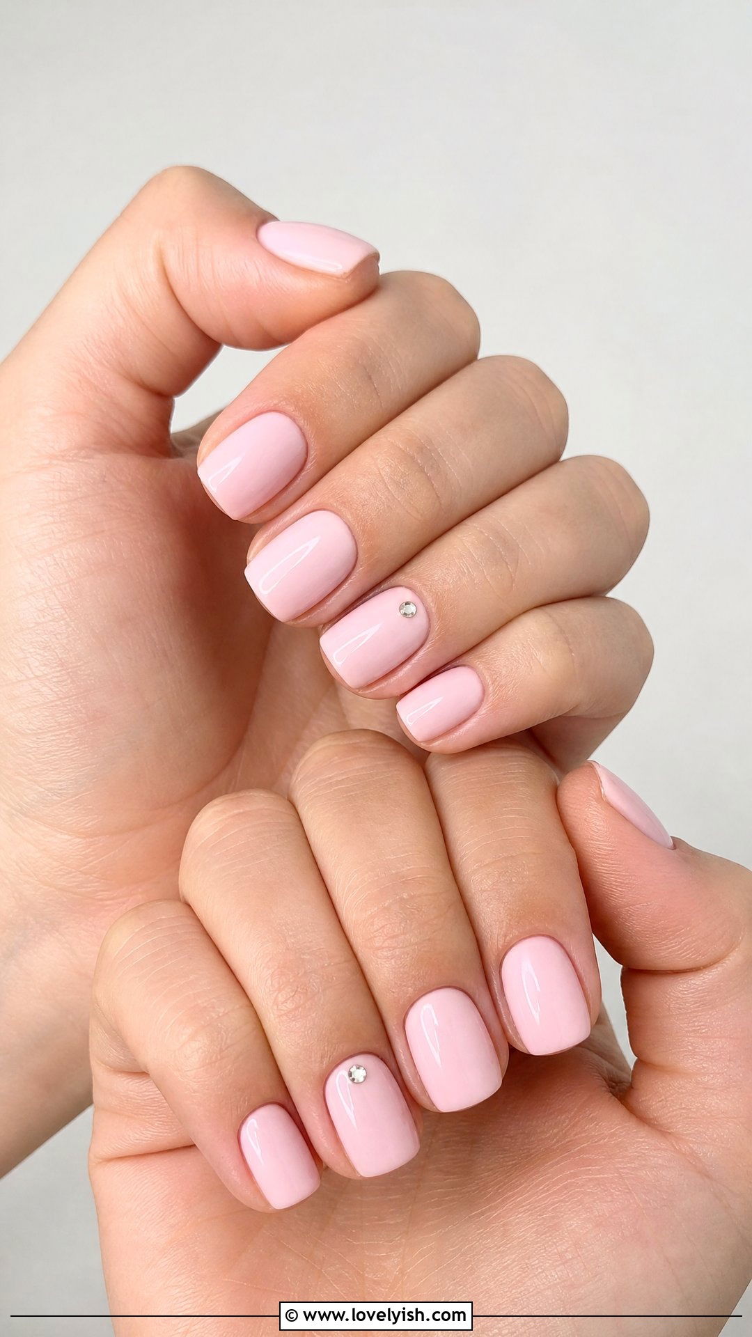 Nude with Single Rhinestone Nails - 50 simple short nail designs - 50 simple short nail designs