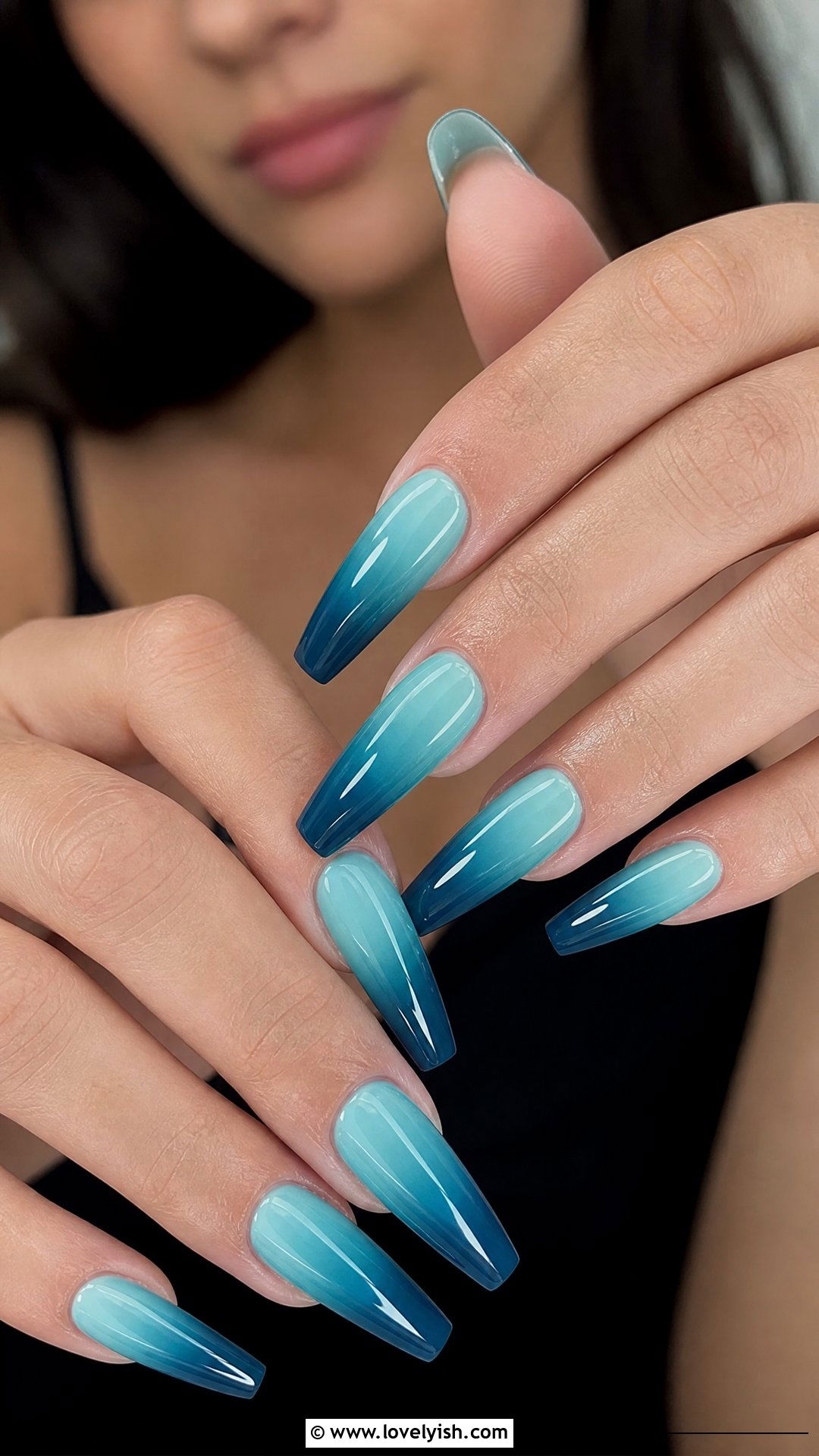 Ocean Blue Ombre Nails - 25 blue nail design ideas - 25 blue nail design ideas