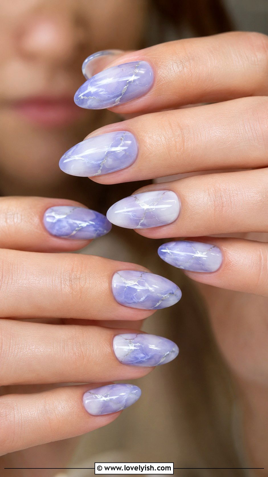Olive Green Minimal Nails - 50 pretty nails - 50 pretty nails