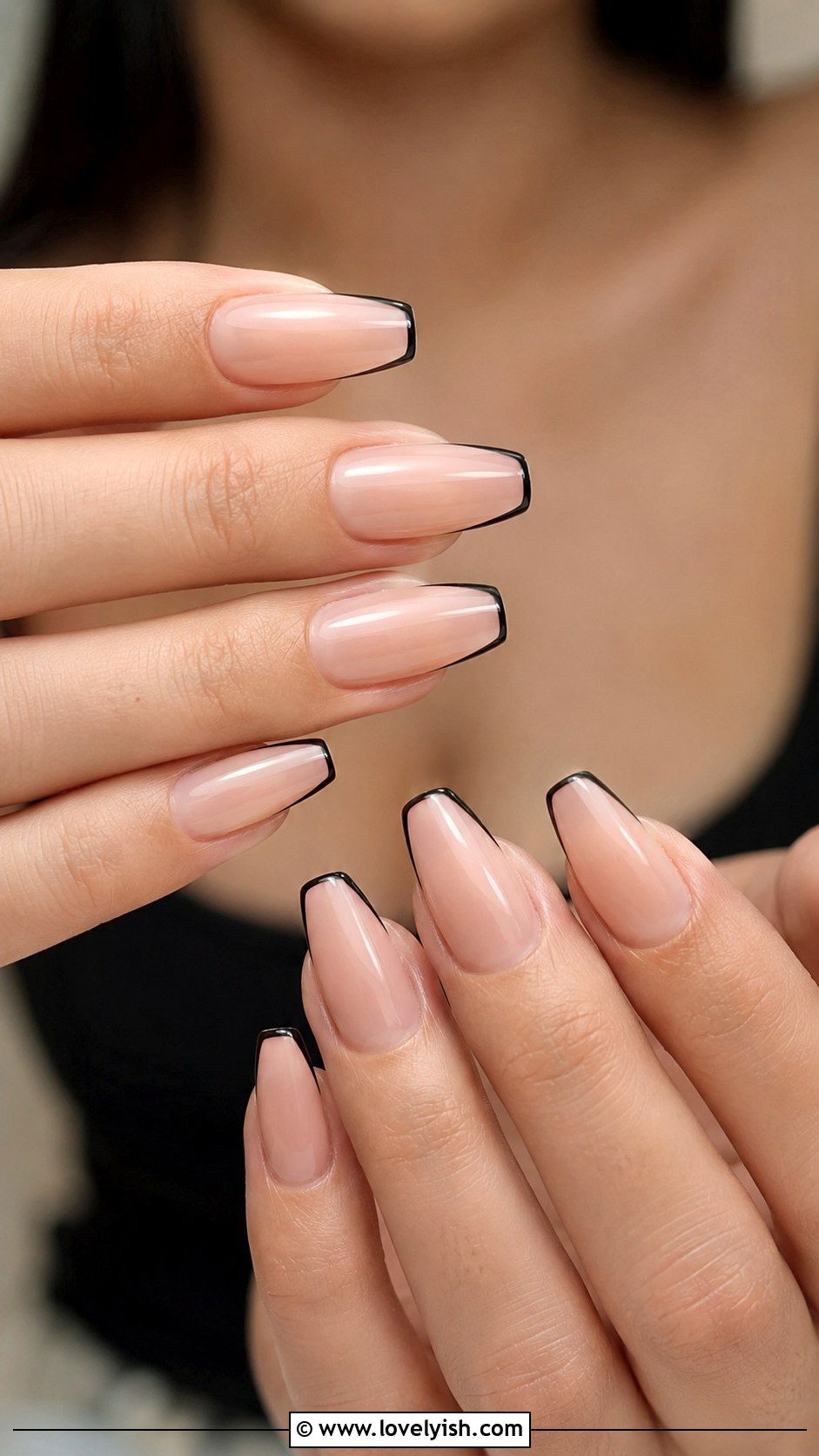 Outlined Tip Nails - 50 minimalist nails - 50 minimalist nails