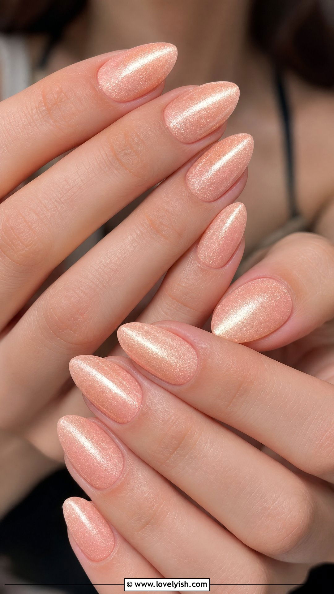 Pale Peach Velvet Nails - 50 elegant nails - 50 elegant nails