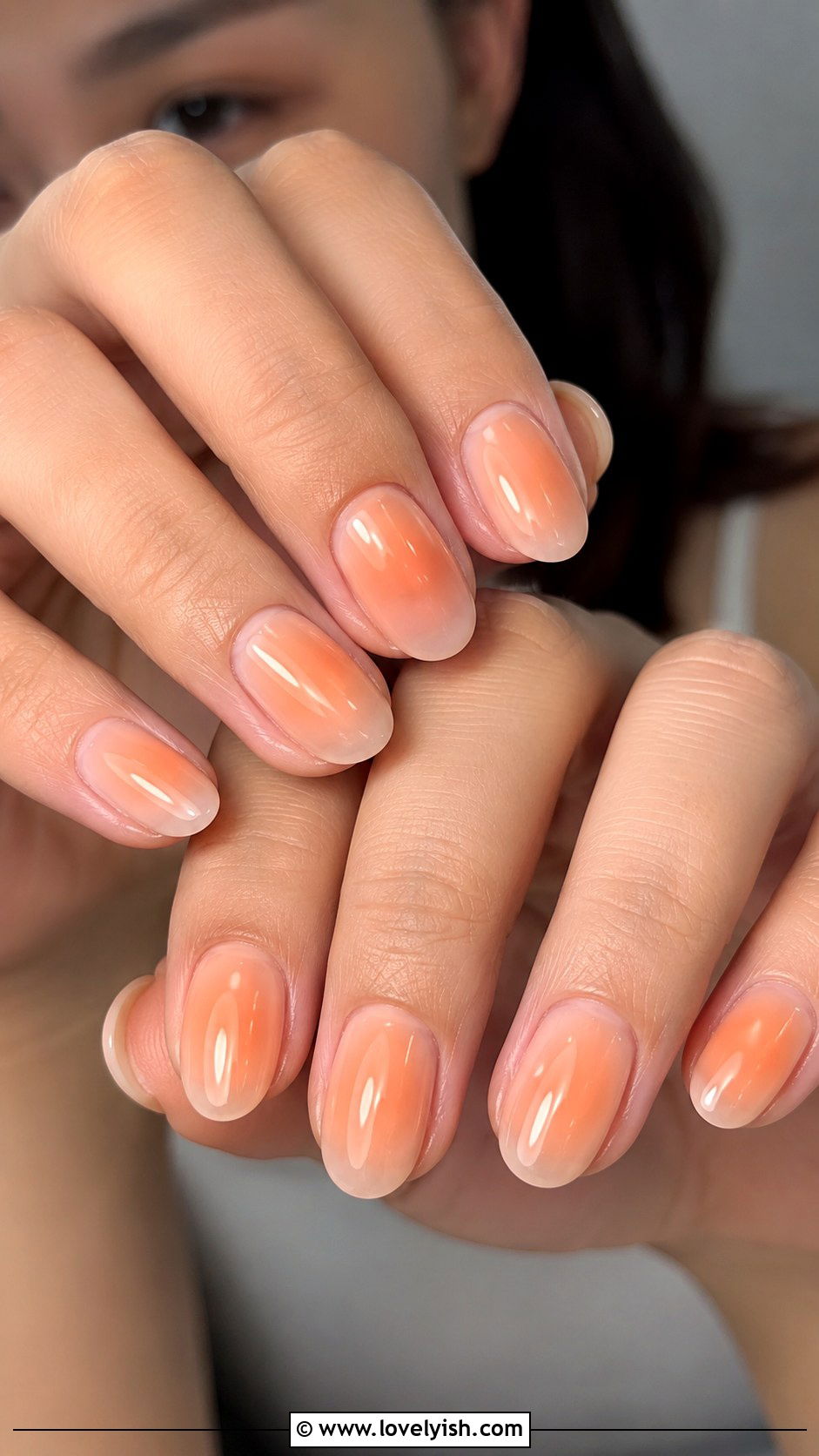 Peach Aura Nails Press On Set - 50 press on nails - 50 press on nails