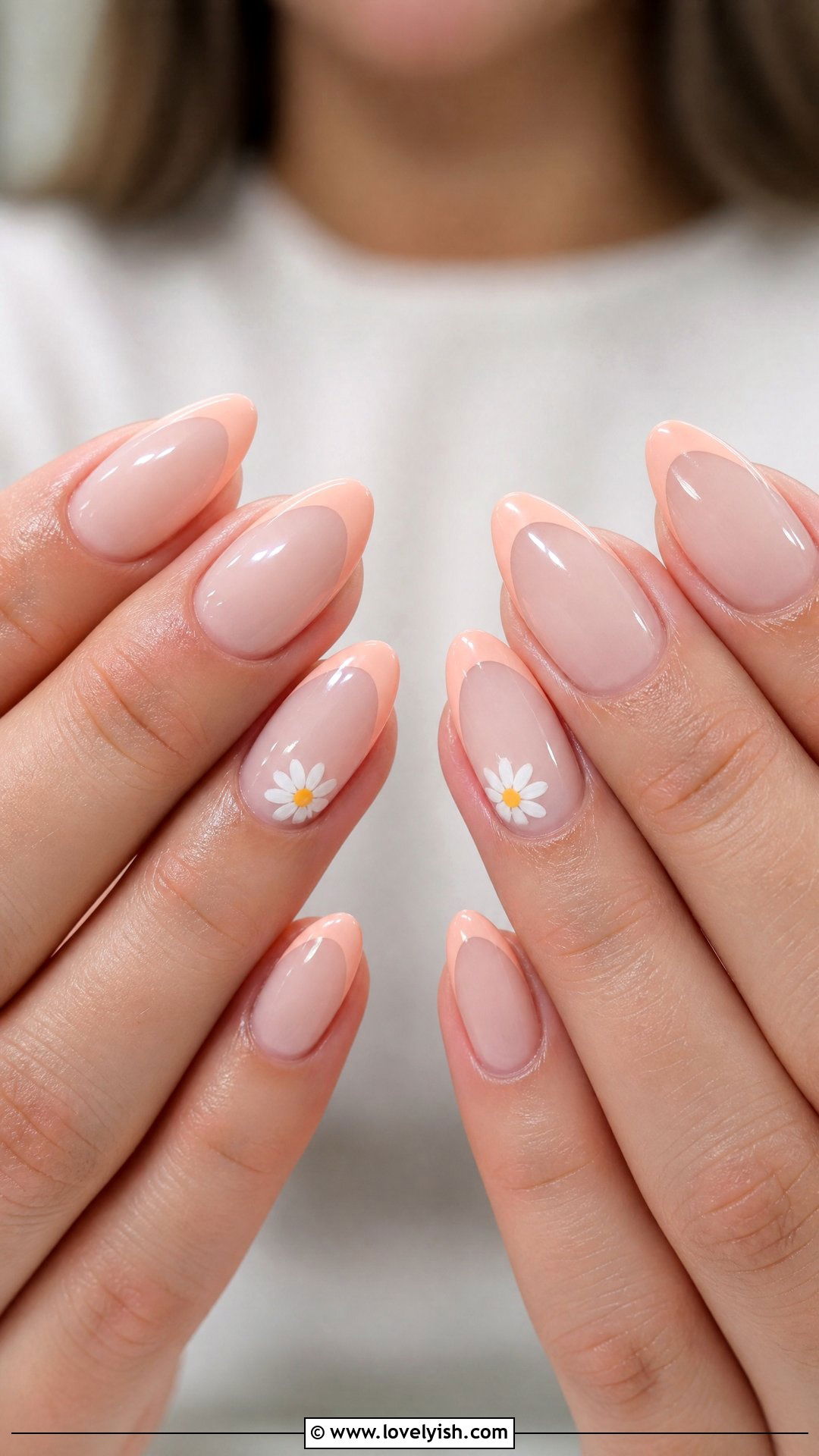Peach French Tip with Daisies - 50 classy spring nail designs - 50 classy spring nail designs