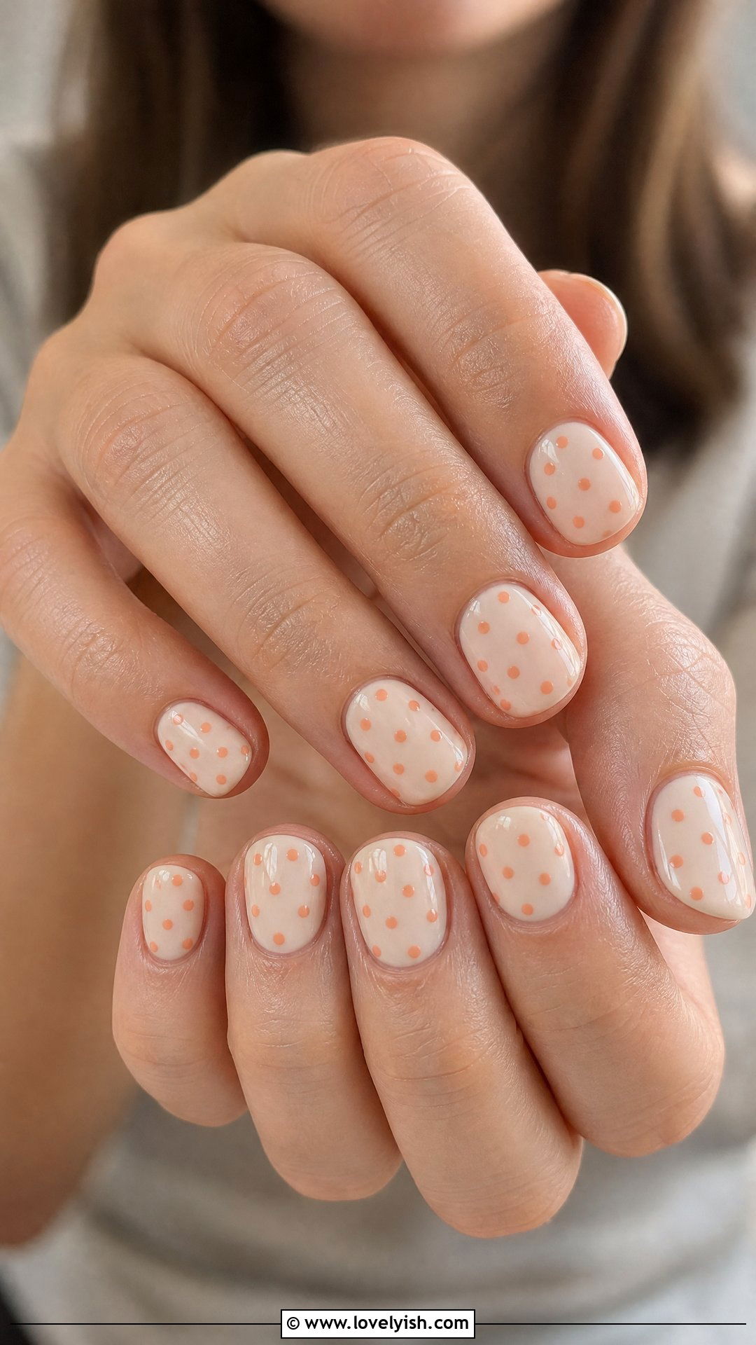 Peach Polka Dot Nails - 50 spring nails - 50 spring nails
