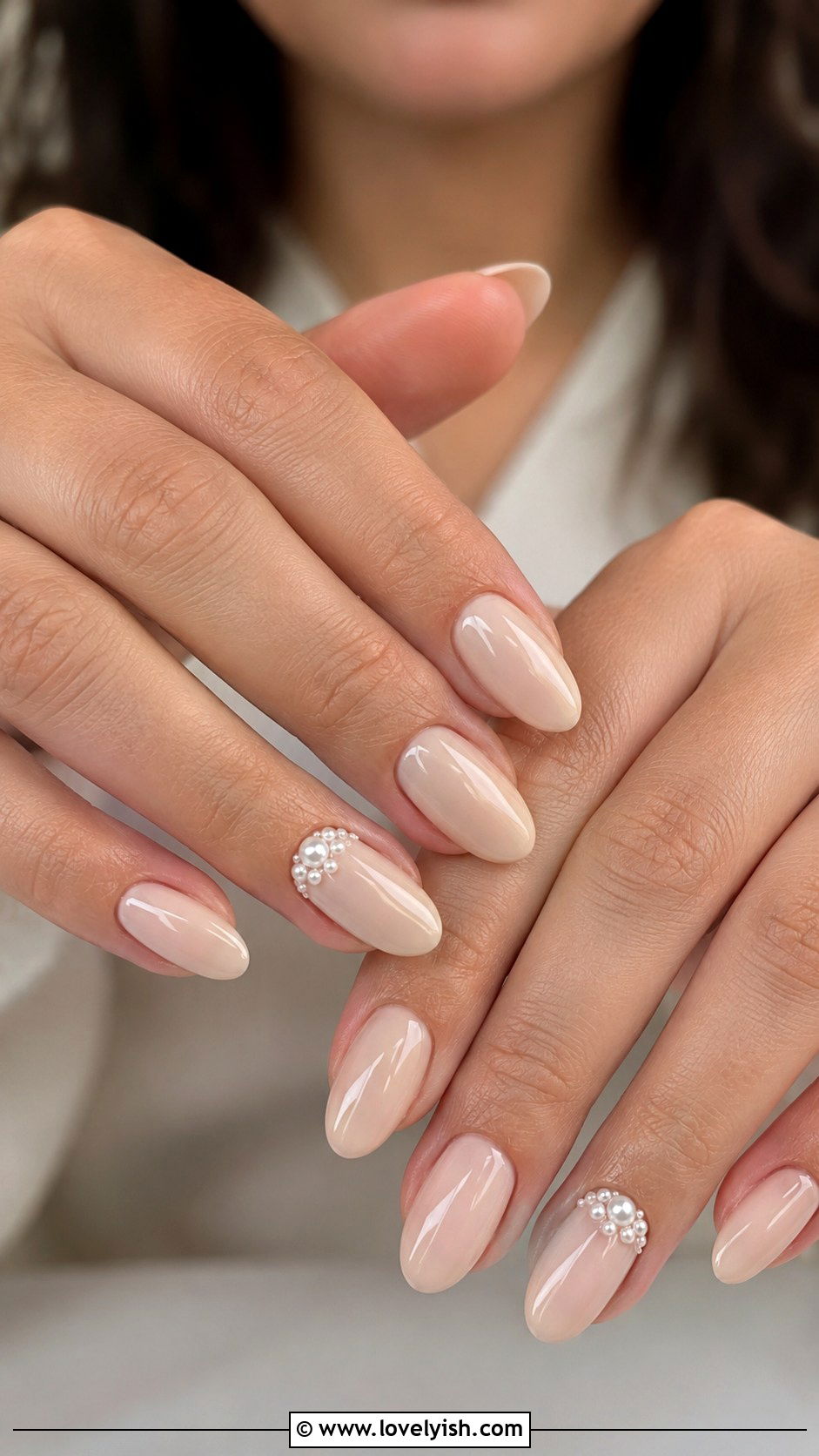 Pearl Accent Almond Nails - 50 almond nails - 50 almond nails