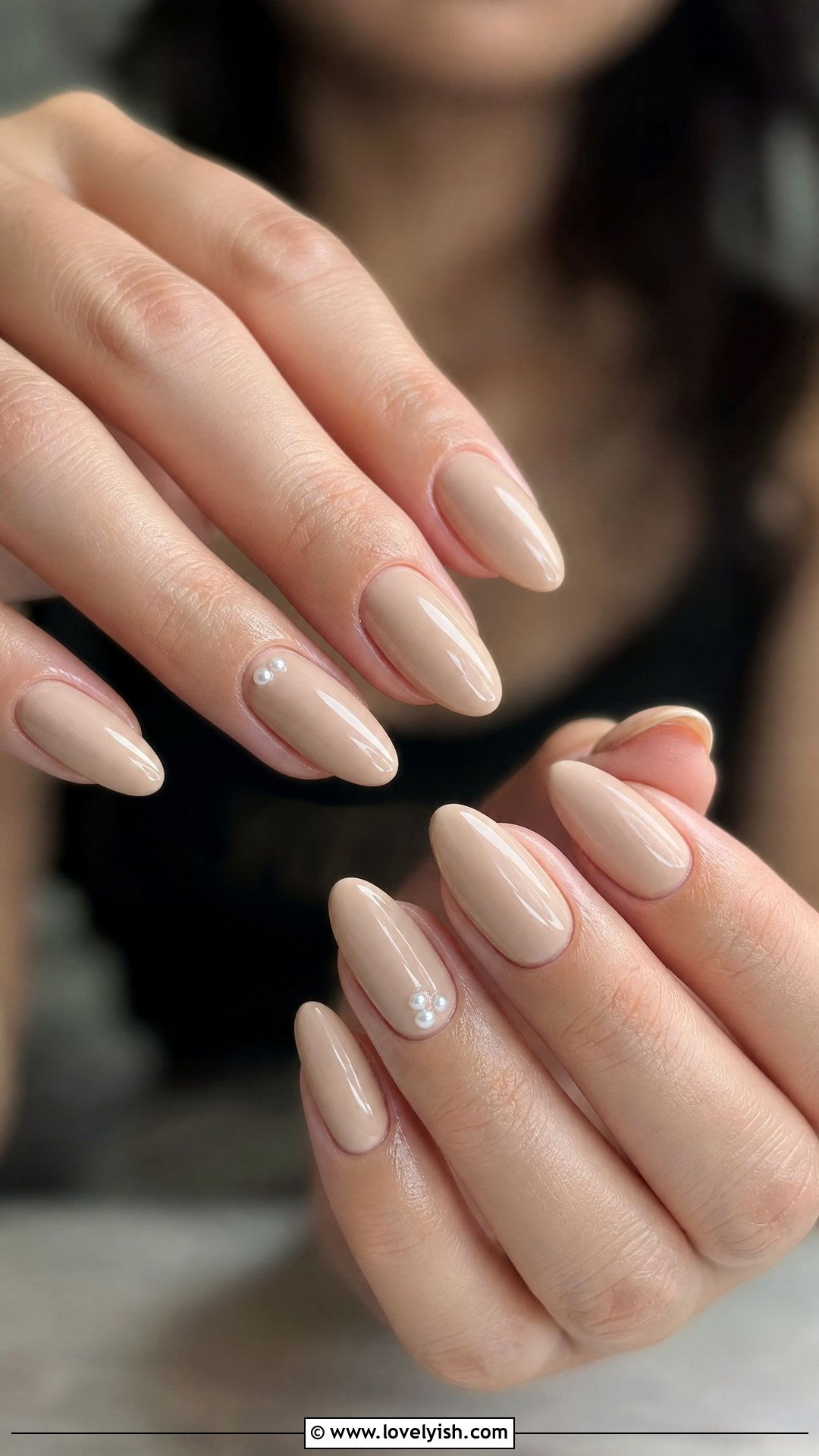 Pearl Accent Nude Nails - 38 simple nail art designs - 38 simple nail art designs