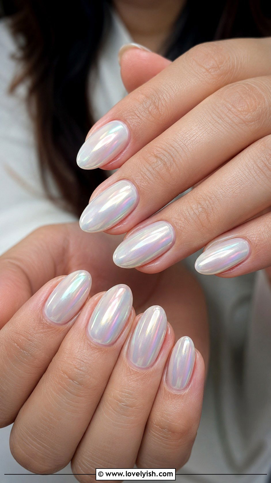 Pearl Chrome Mermaid Nails - 38 beach nail designs - 38 beach nail designs