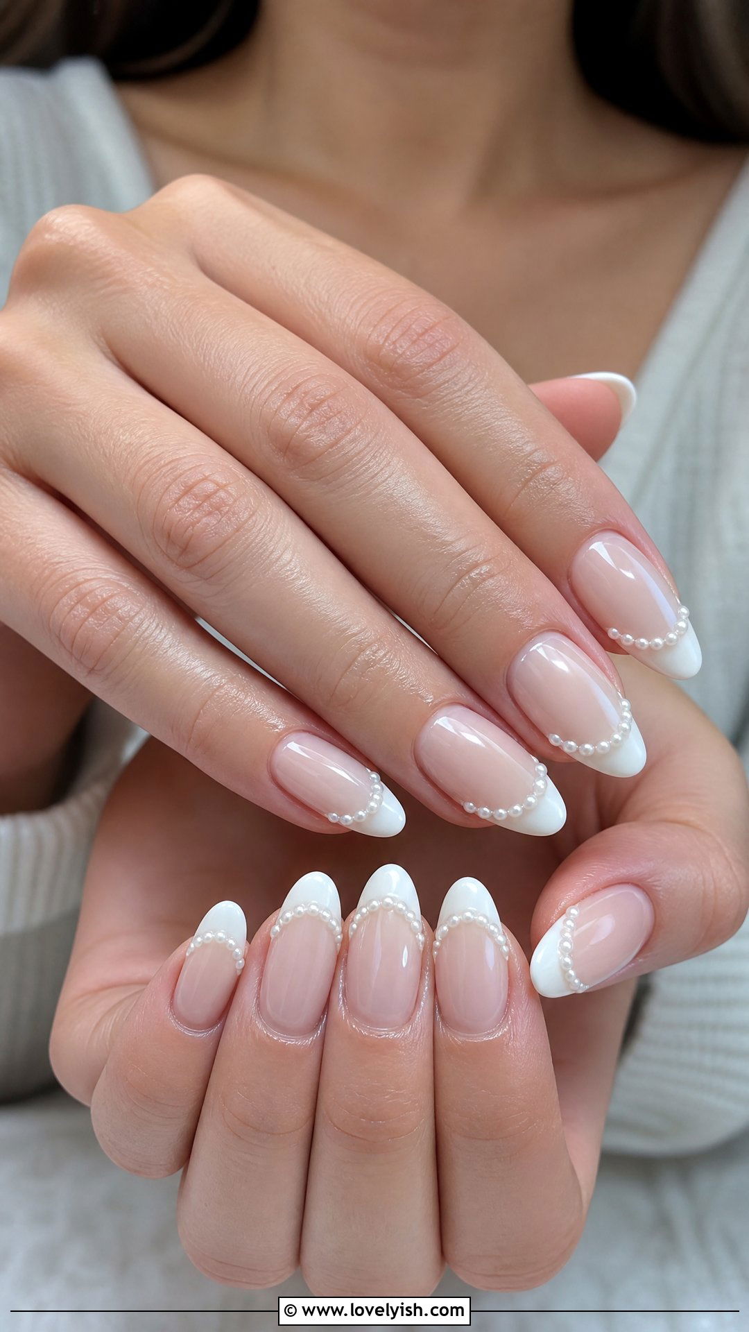 Pearl White French Tip Nails - 25 preppy nail designs - 25 preppy nail designs