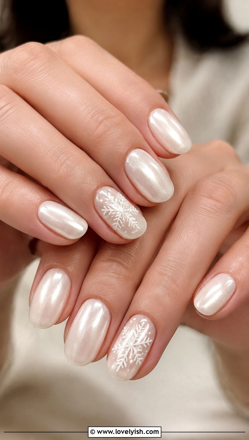 Pearl White Snowflake Nails - 25 holiday nail designs - 25 holiday nail designs