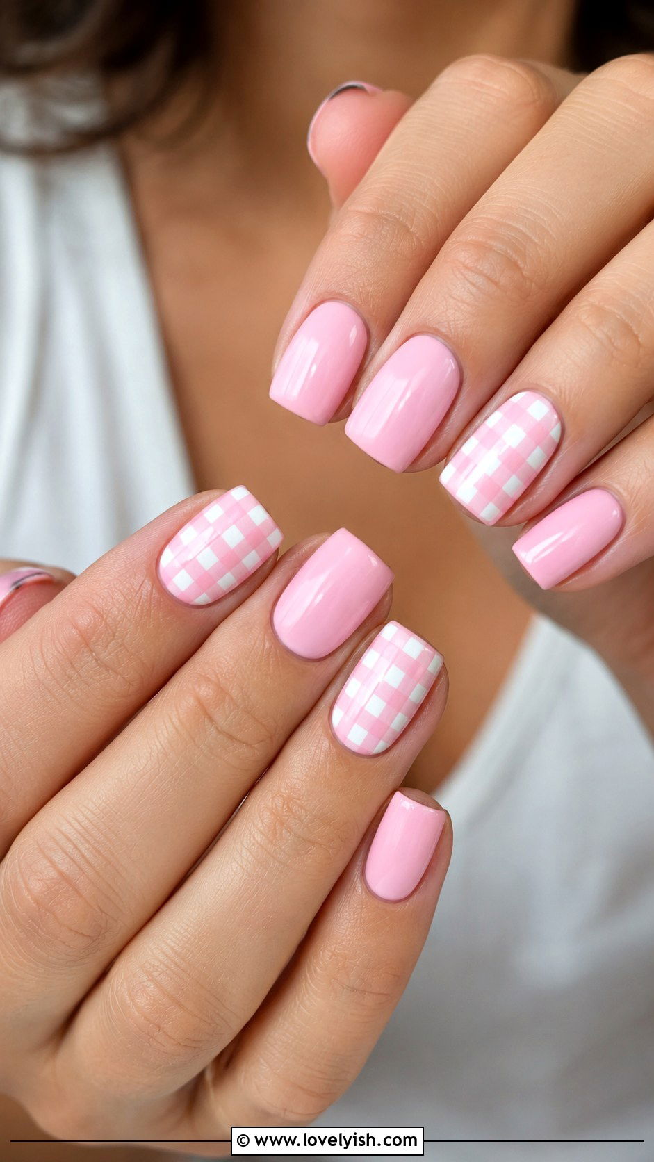 Pink Gingham Picnic Nails - 50 preppy nails - 50 preppy nails