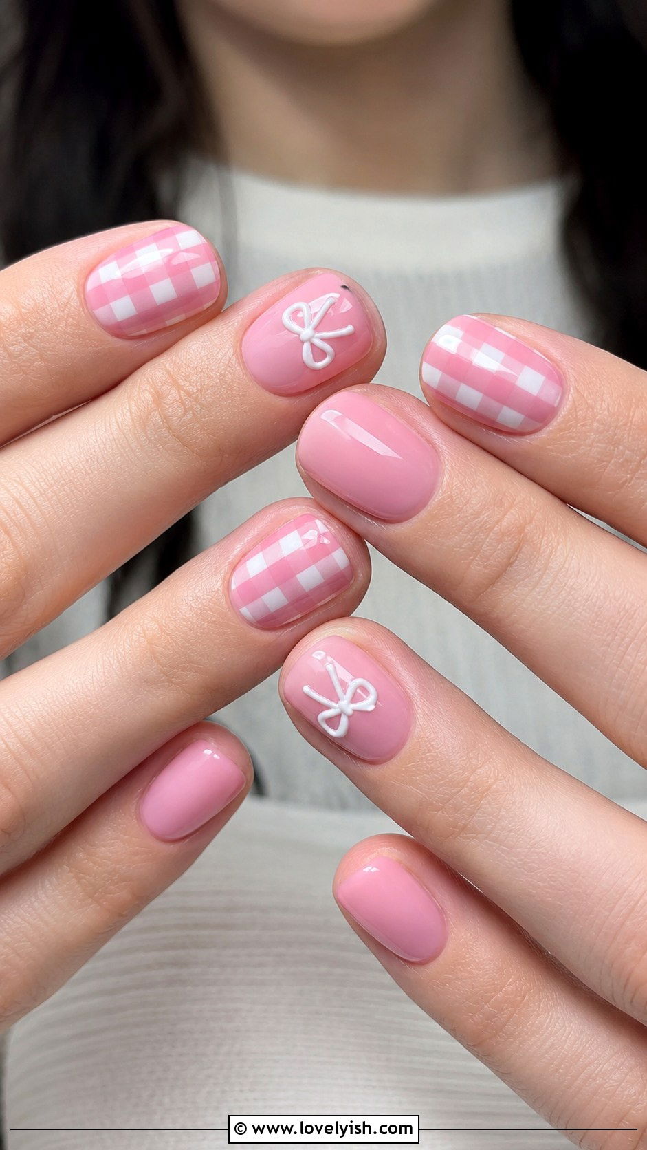 Pink Gingham Plaid Nails - 50 back to school nails - 50 back to school nails