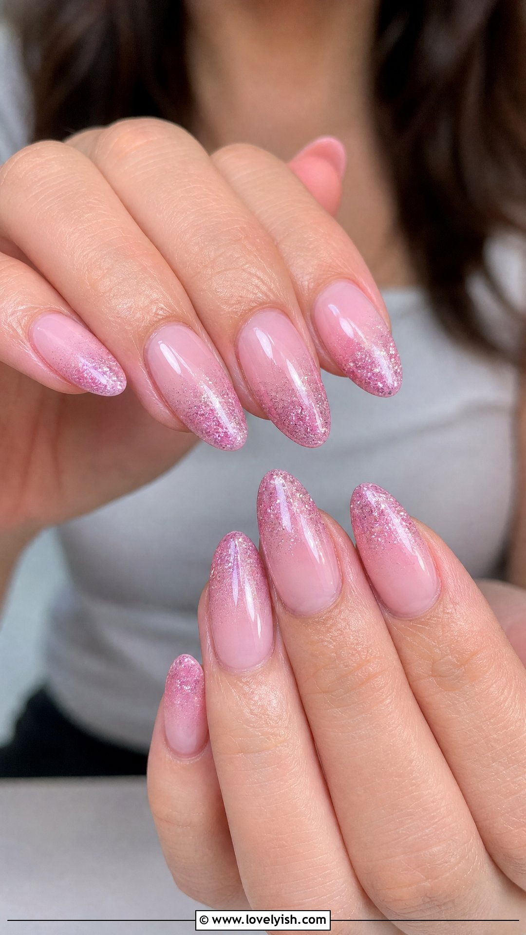 Pink Glitter Ombre Nails - 50 simple nail art - 50 simple nail art