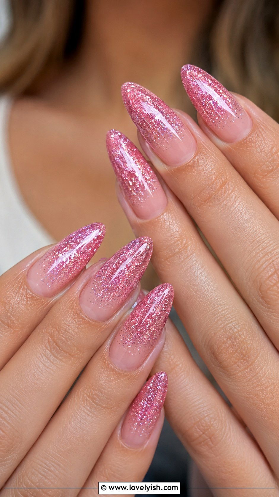 Pink Glitter Ombre Nails - 33 easy nail designs for beginners - 33 easy nail designs for beginners
