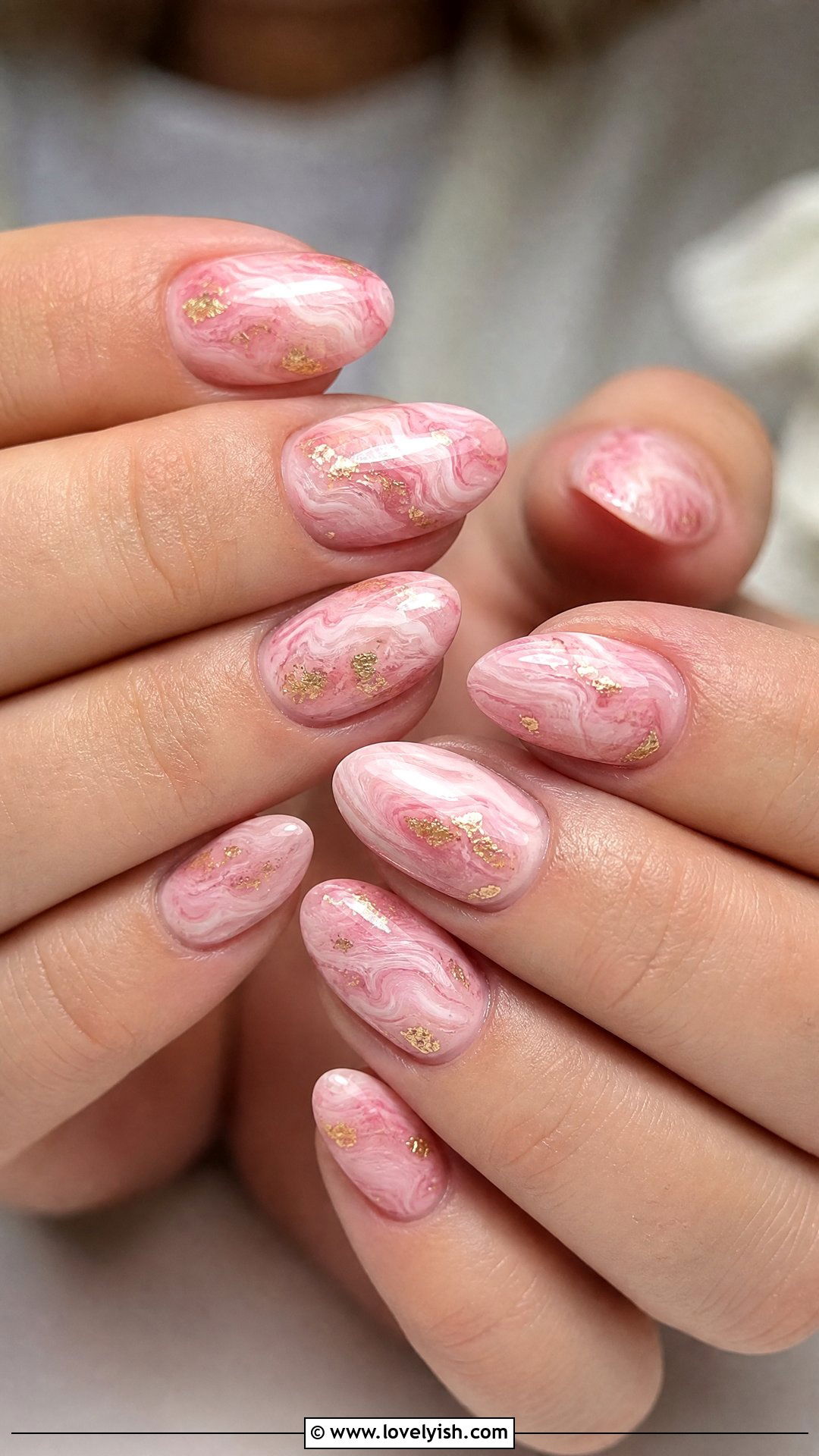 Pink Marble Swirl Nails - 50 short pink nail designs - 50 short pink nail designs