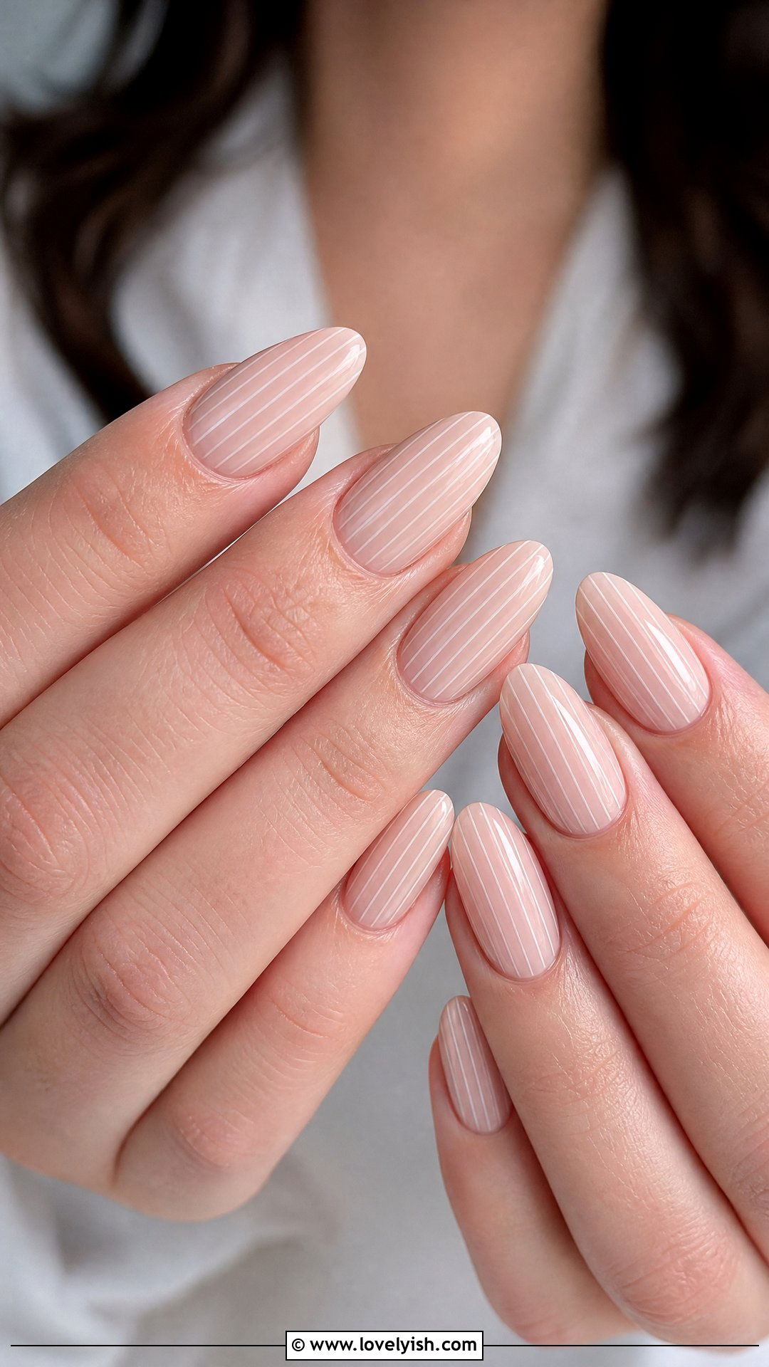 Pinstripe Accent Nails - 50 classic nail designs - 50 classic nail designs