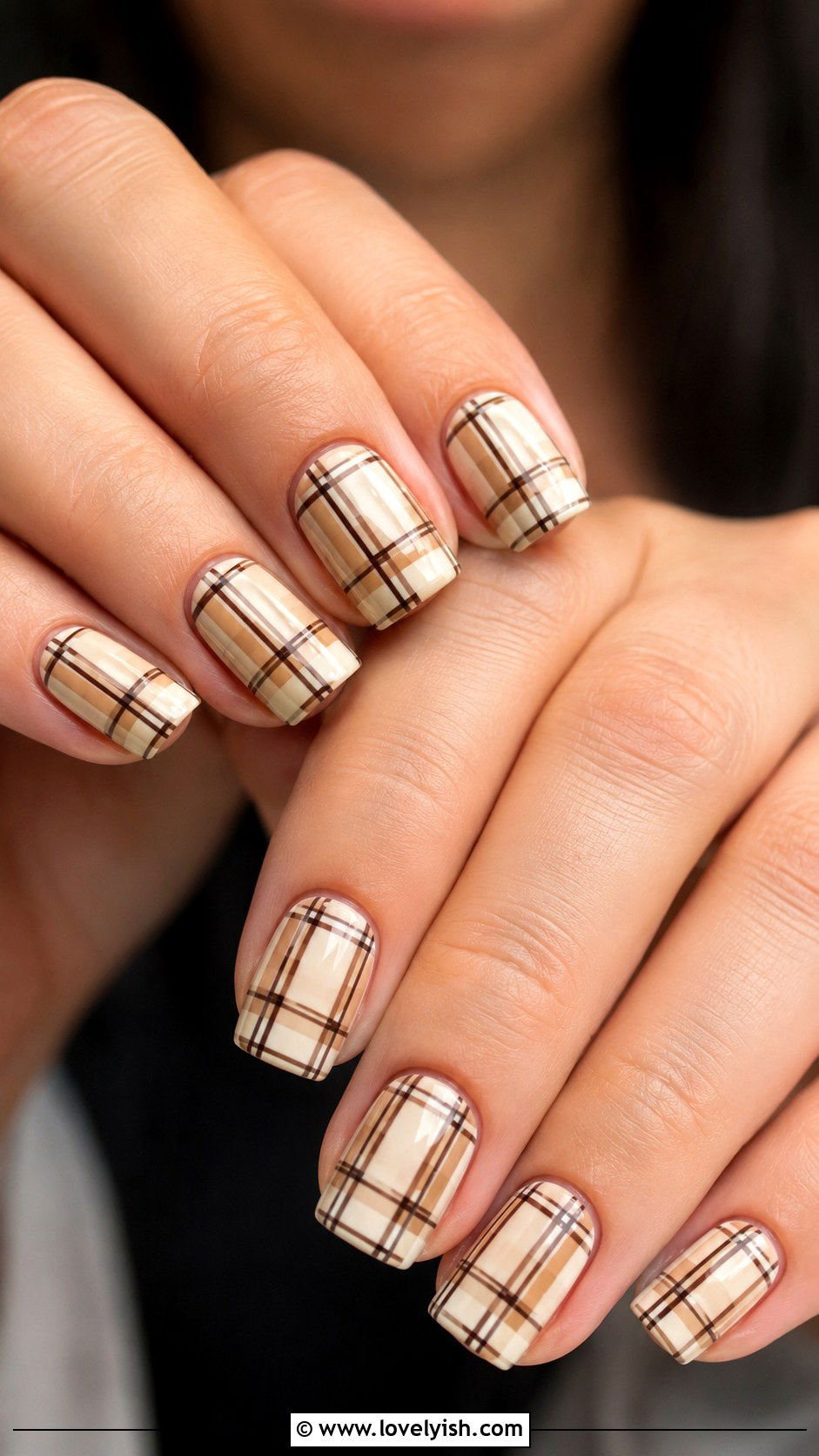Plaid Pattern Nails - 50 trendy simple nail designs - 50 trendy simple nail designs