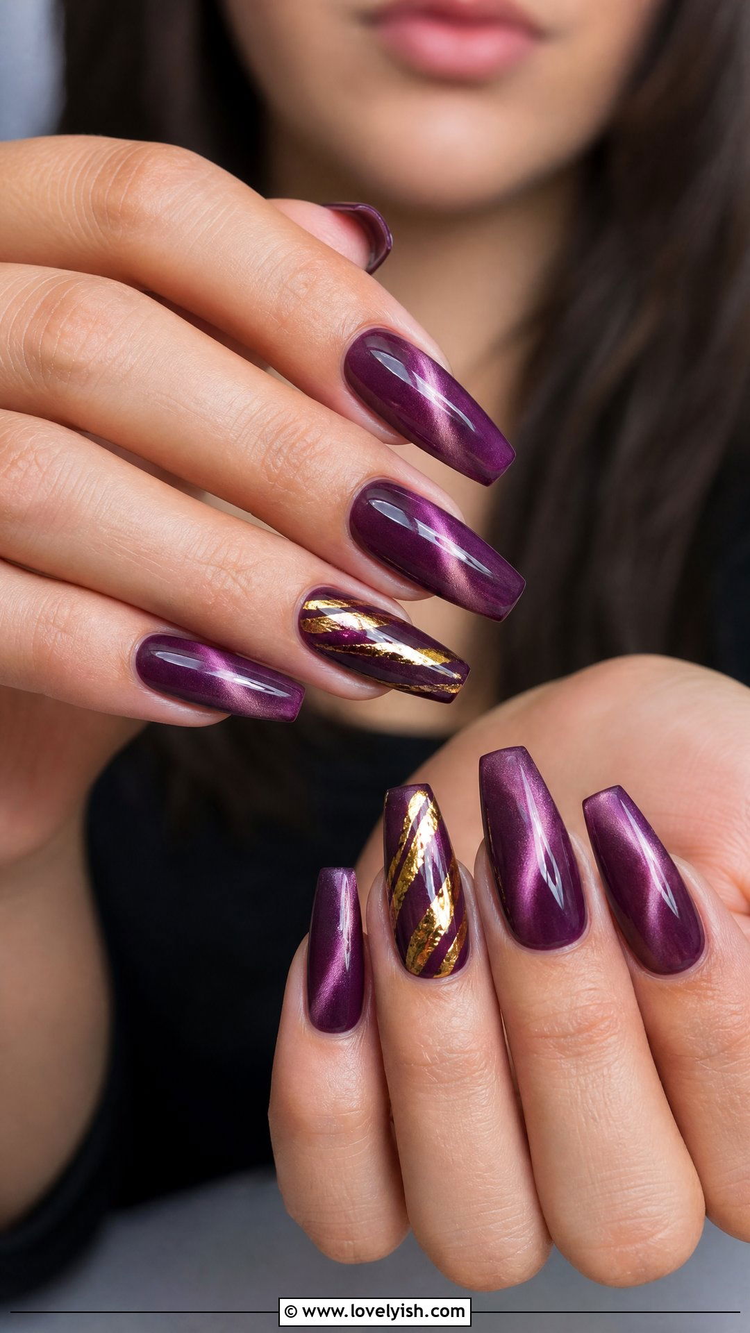 Plum Cat Eye Nails With Gold Accent - 25 cat eye nails design ideas - 25 cat eye nails design ideas