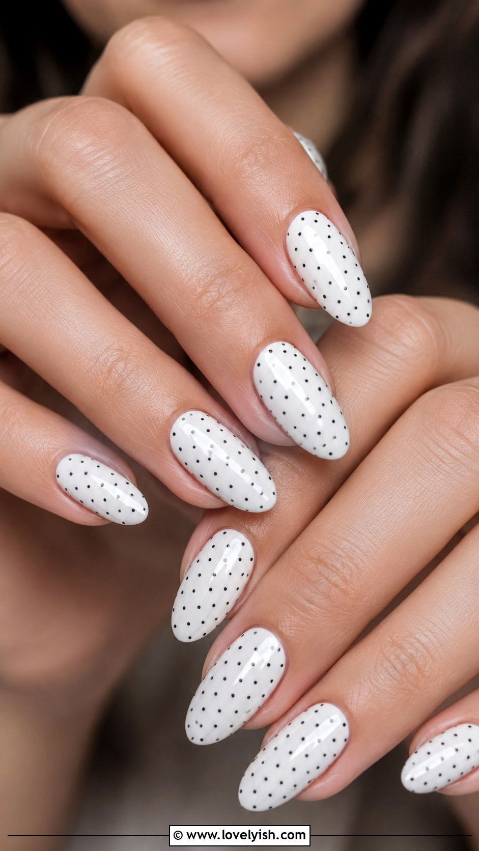 Polka Dot Almond Nails - 50 almond nails - 50 almond nails