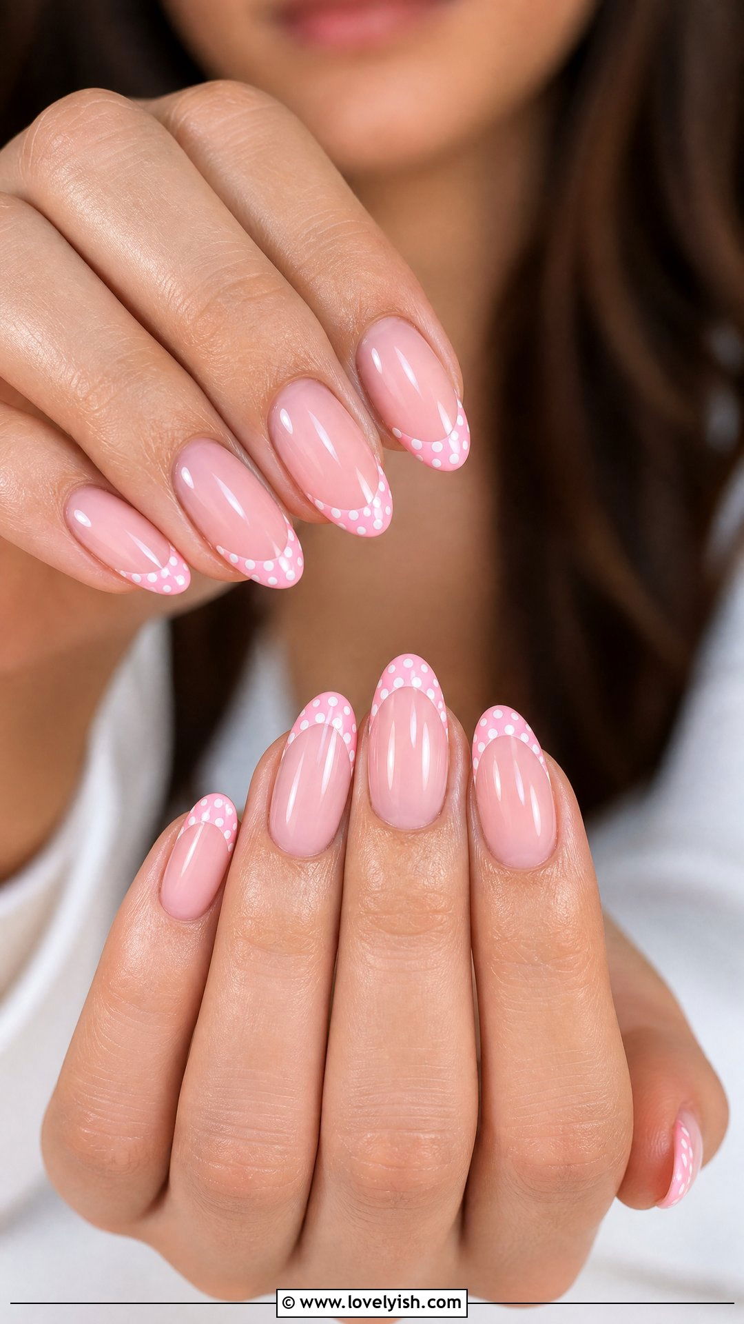 Polka Dot French Tip Almond Nails - 25 almond french tip nail designs - 25 almond french tip nail designs