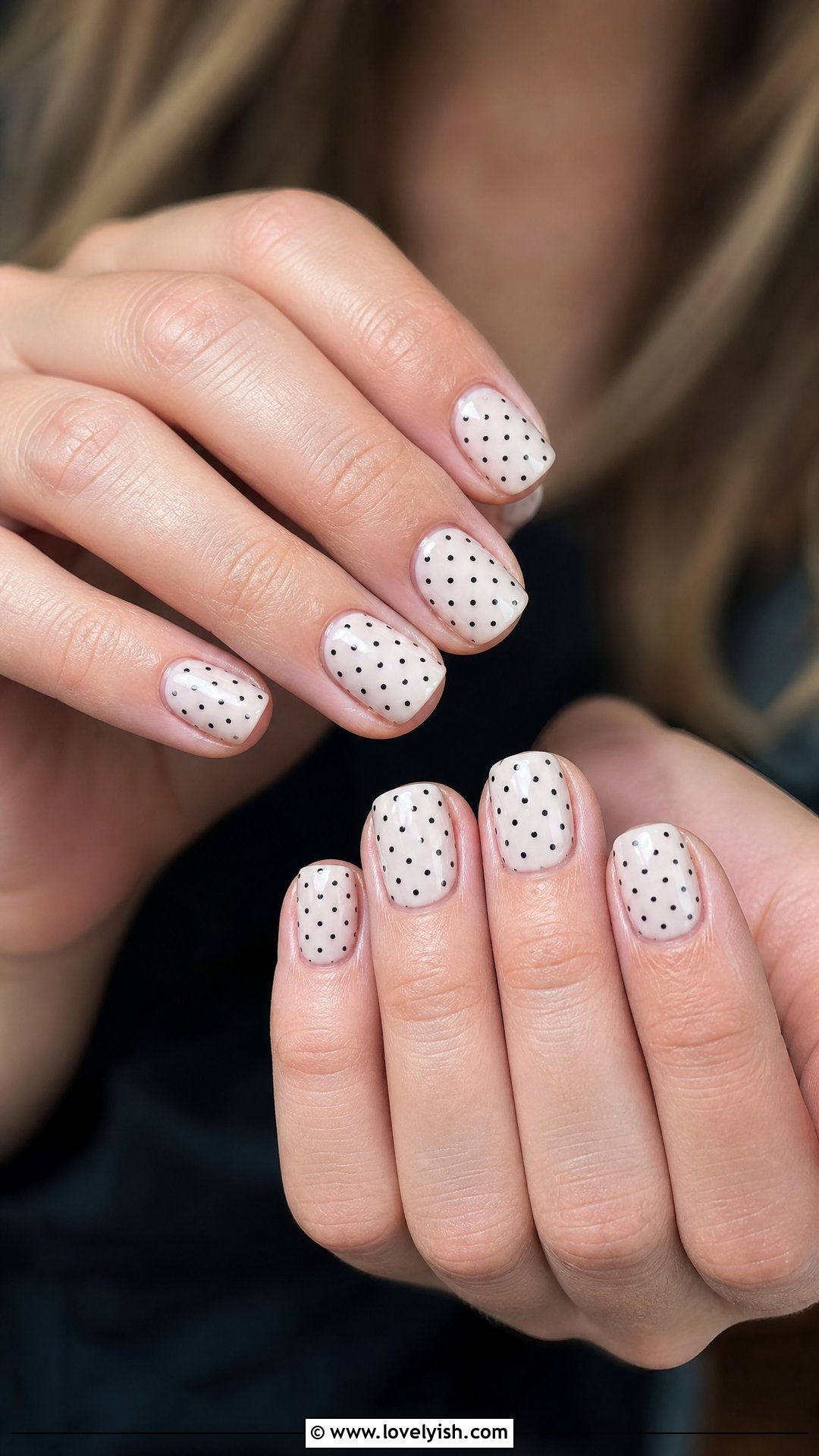 Polka Dot Gel Nails - 50 gel manicure - 50 gel manicure